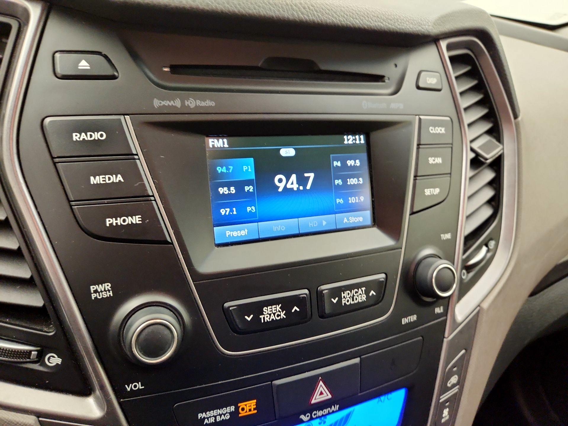 Thumbnail: 2014 Hyundai Santa Fe - 15