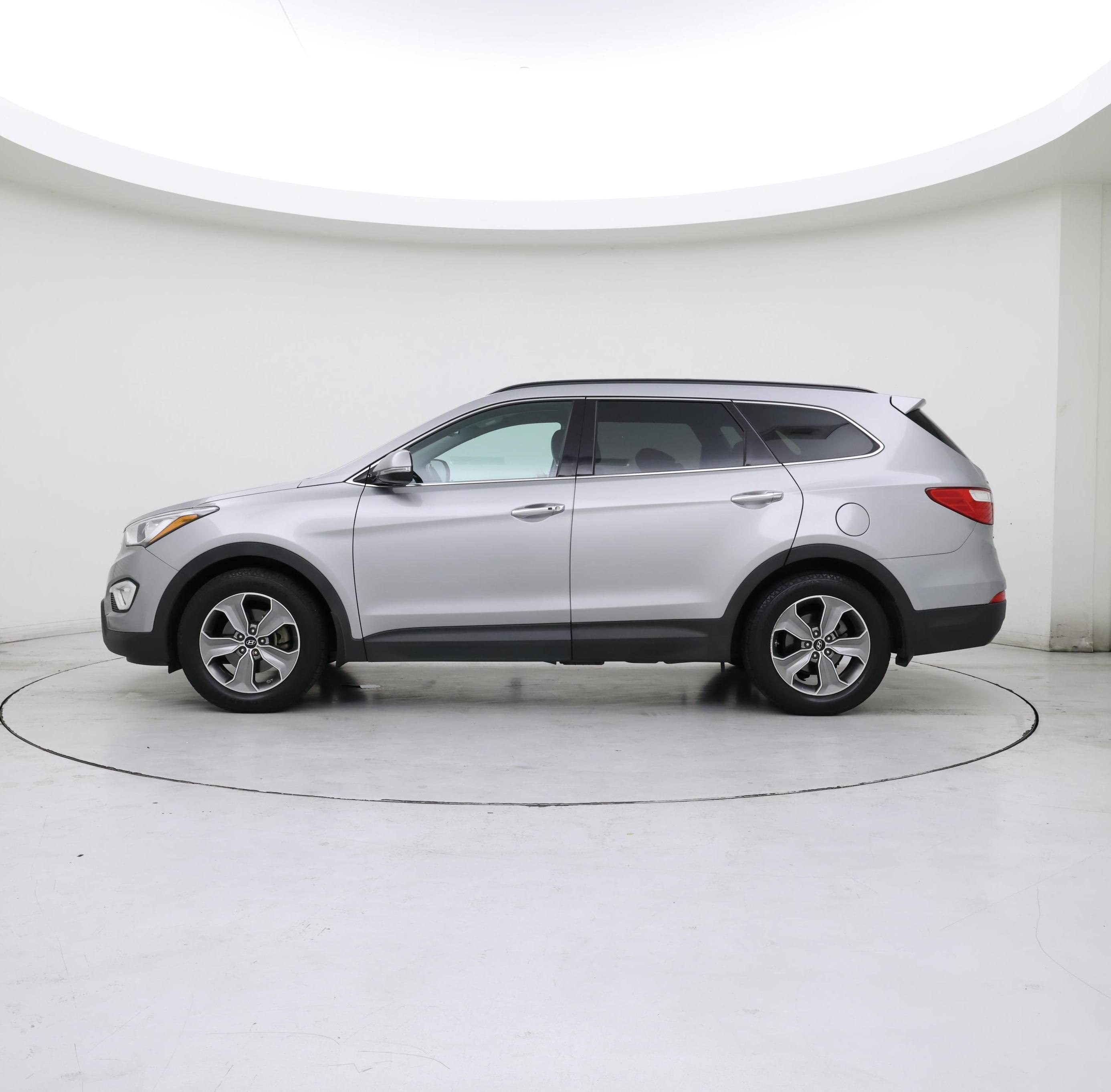Thumbnail: 2014 Hyundai Santa Fe - 3