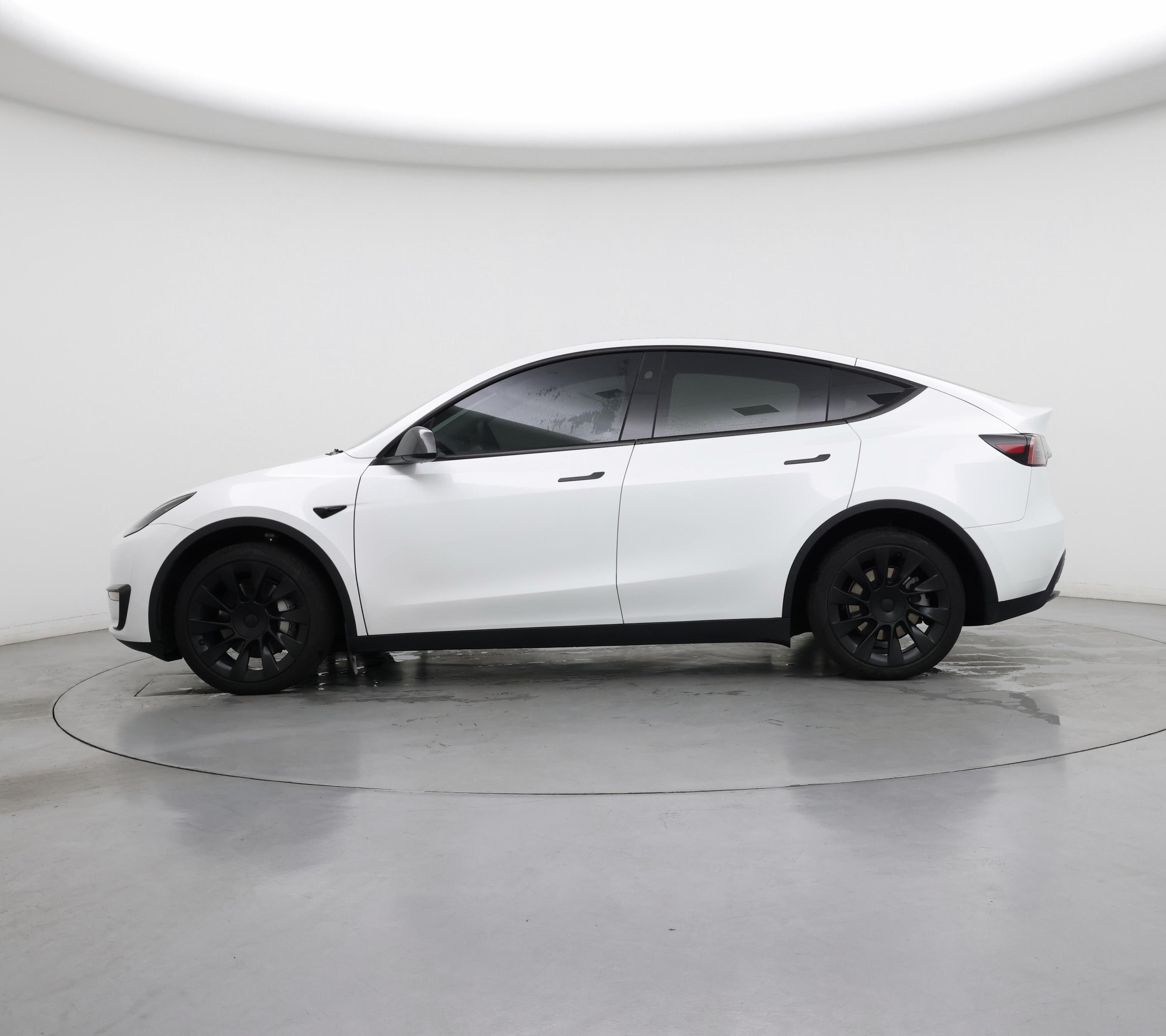Thumbnail: 2023 Tesla Model Y - 3