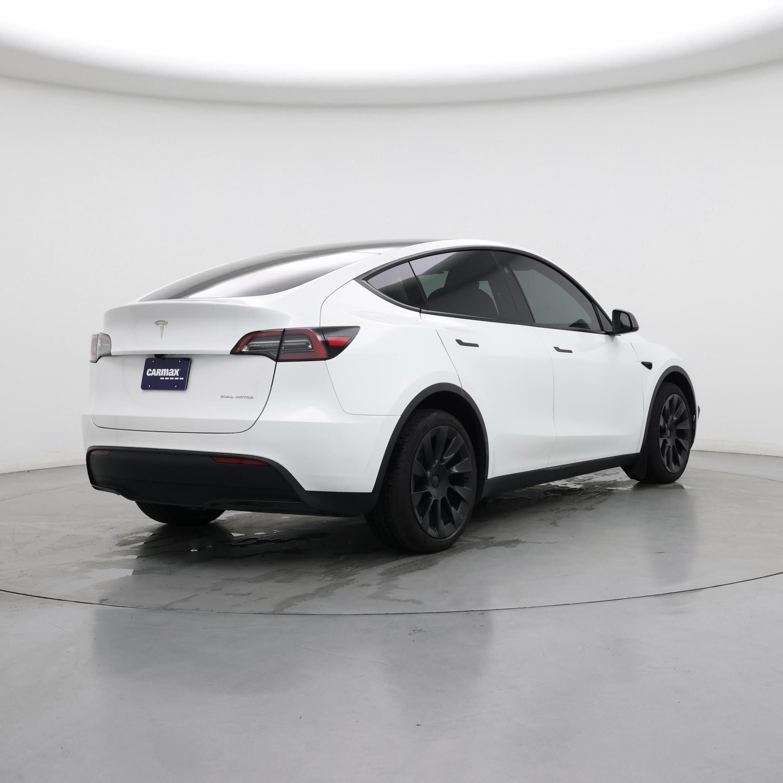 Thumbnail: 2023 Tesla Model Y - 8
