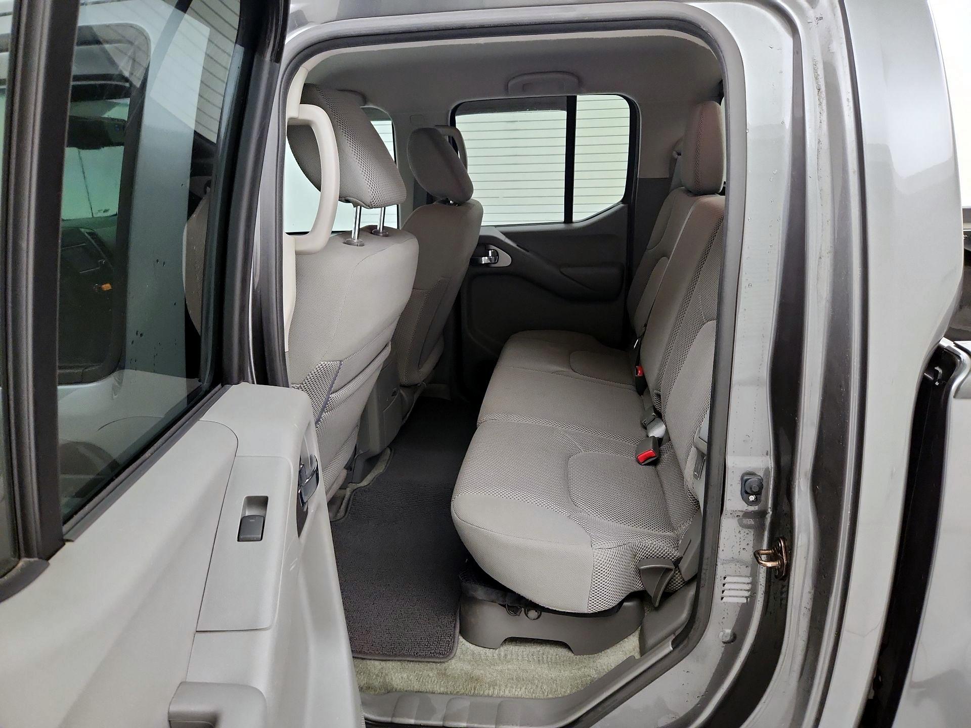 Thumbnail: 2016 Nissan Frontier - 19