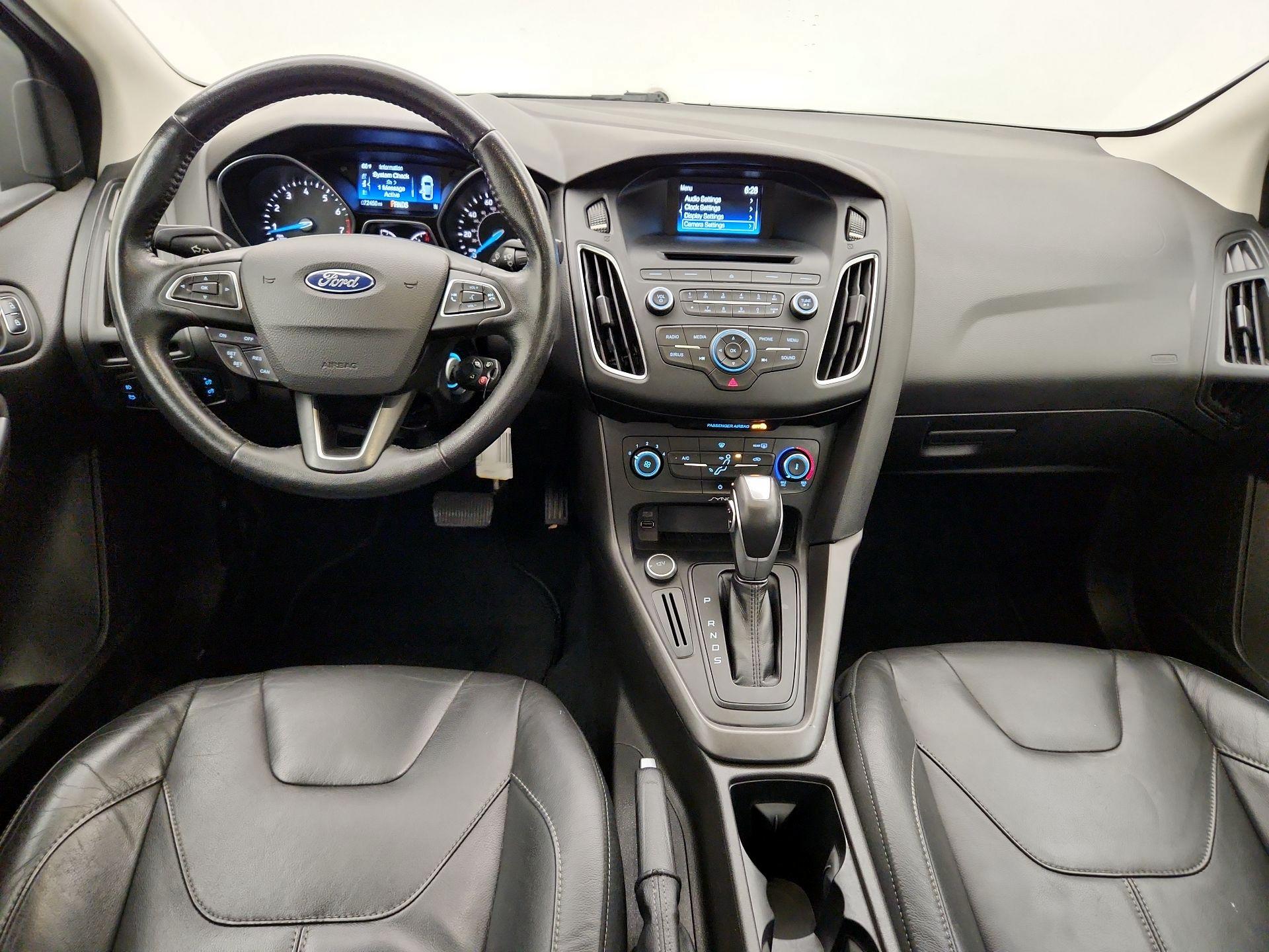 Thumbnail: 2016 Ford Focus - 9