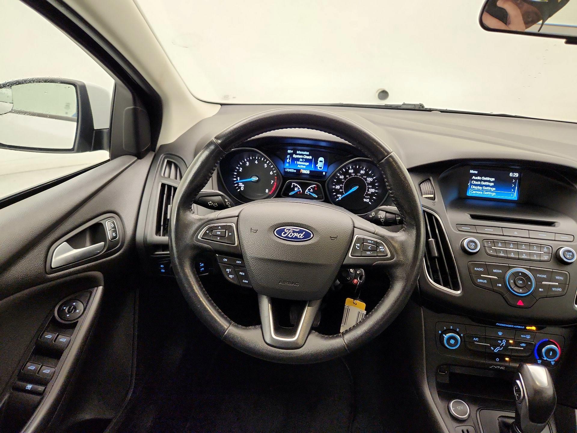 Thumbnail: 2016 Ford Focus - 10