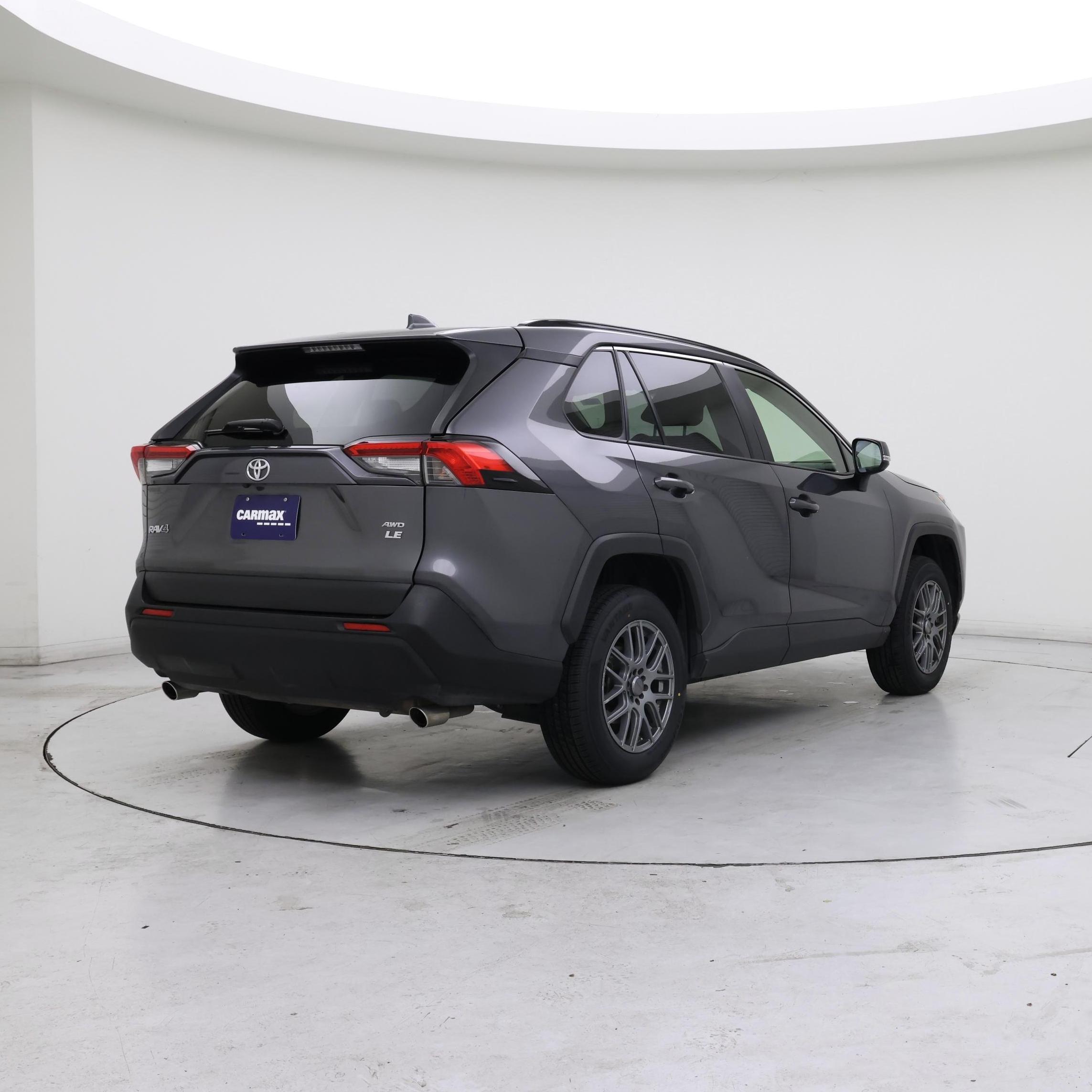Thumbnail: 2019 Toyota RAV4 - 8