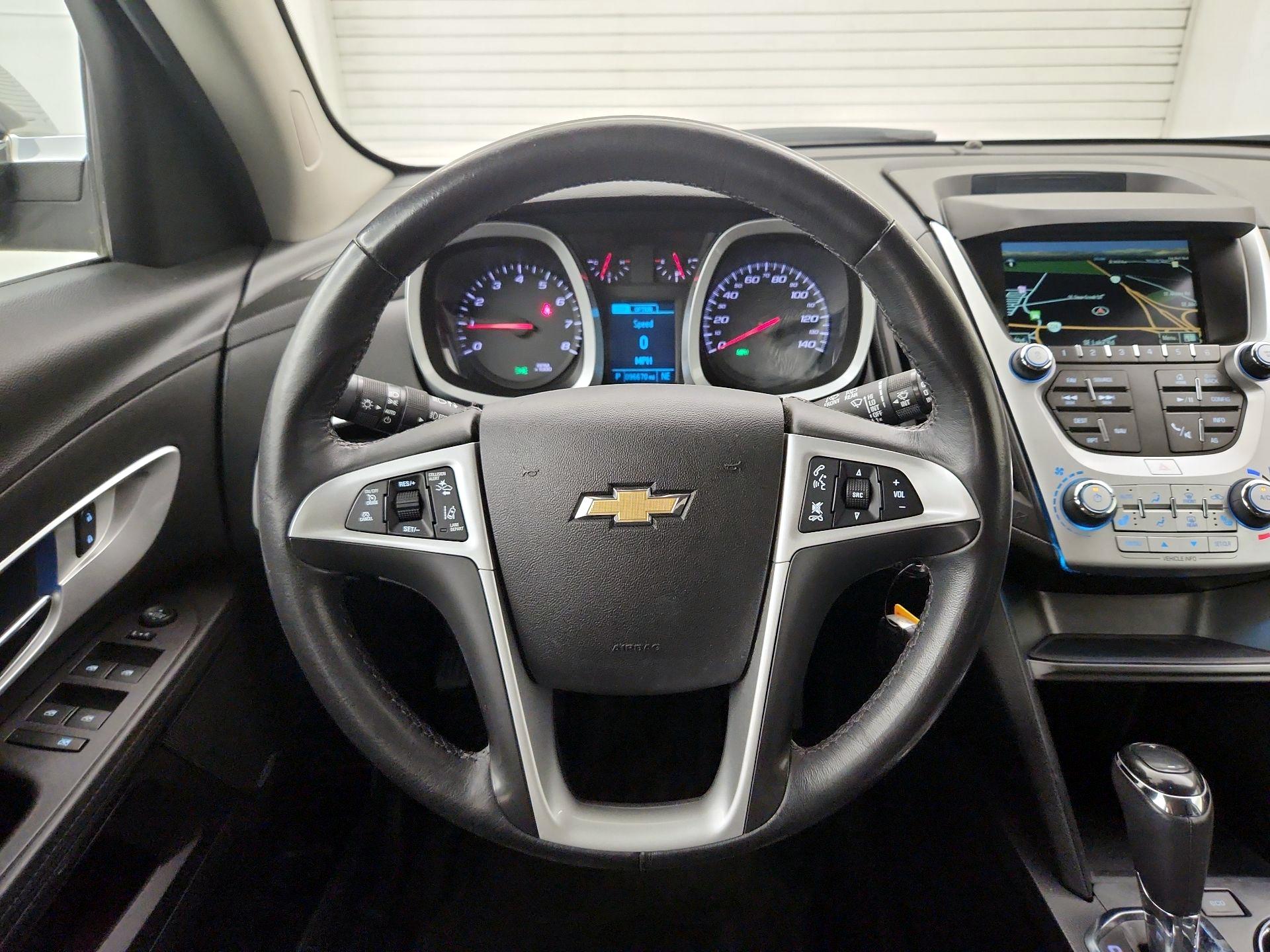 Thumbnail: 2017 Chevrolet Equinox - 10
