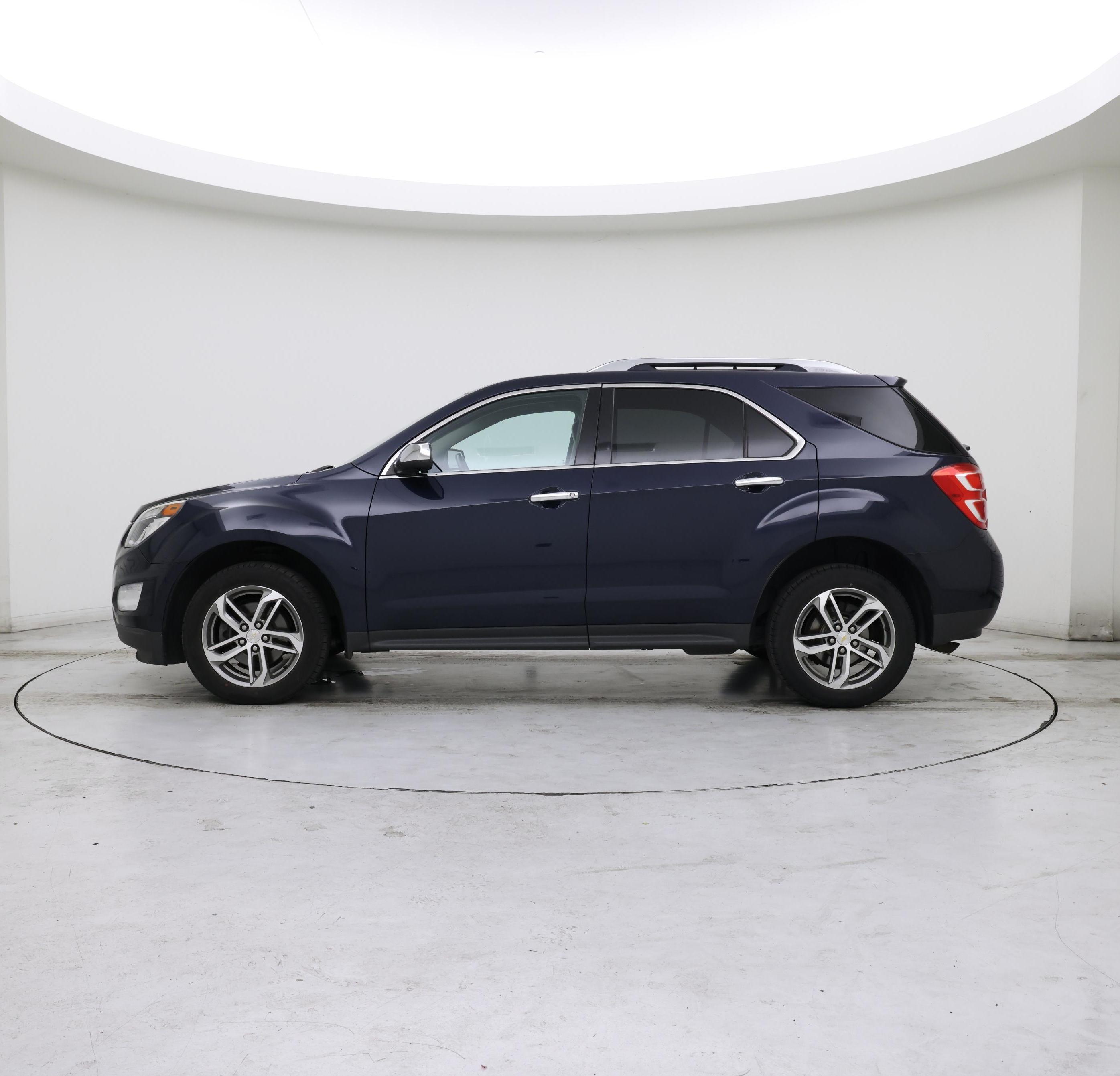 Thumbnail: 2017 Chevrolet Equinox - 3