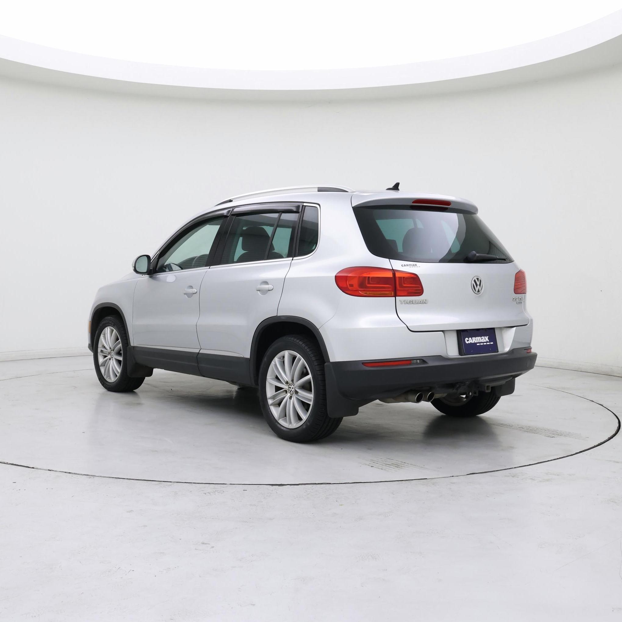 Thumbnail: 2015 Volkswagen Tiguan - 2