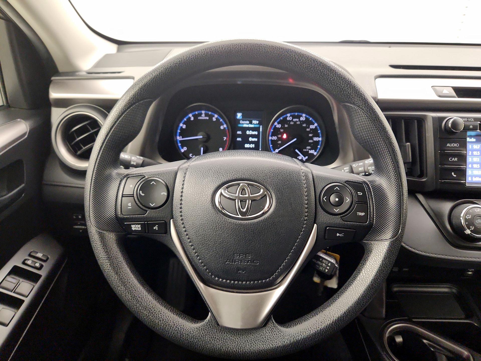 Thumbnail: 2017 Toyota RAV4 - 19