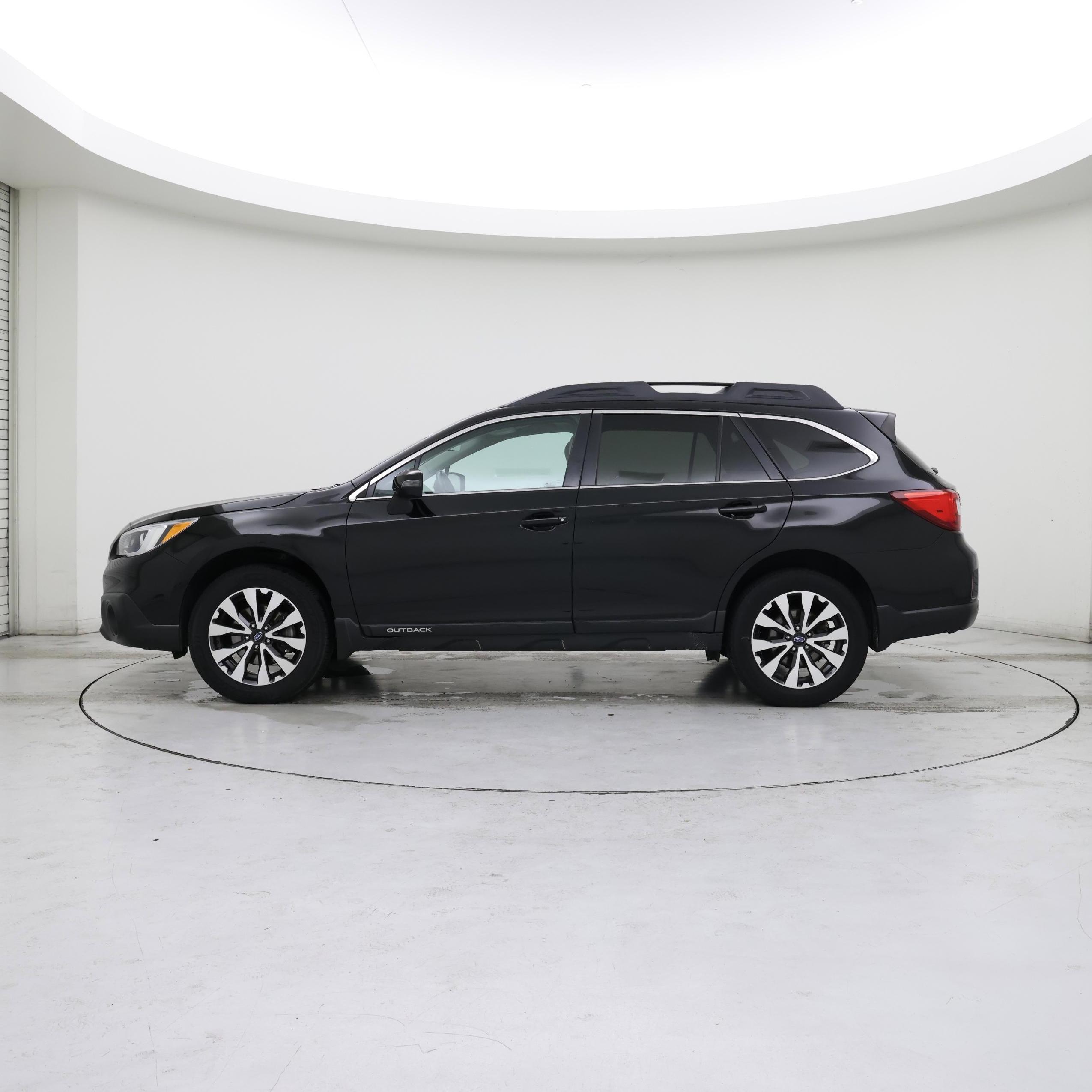 Thumbnail: 2017 Subaru Outback - 3