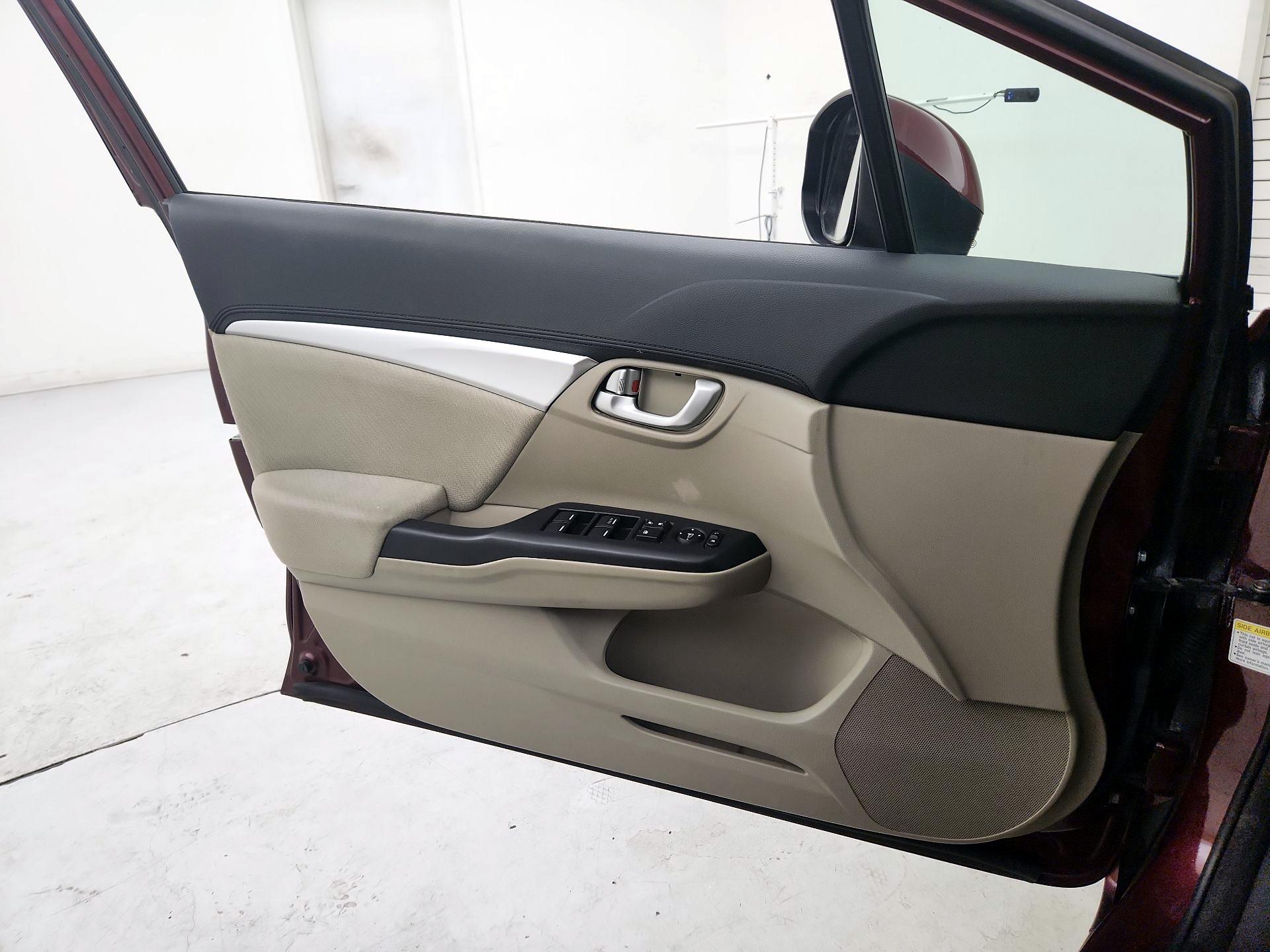 Thumbnail: 2013 Honda Civic - 12