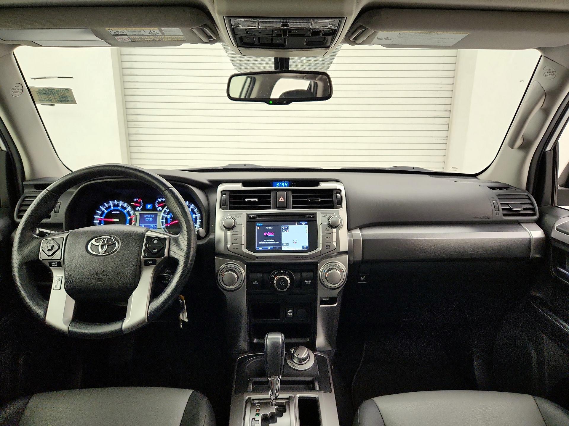 Thumbnail: 2016 Toyota 4Runner - 9
