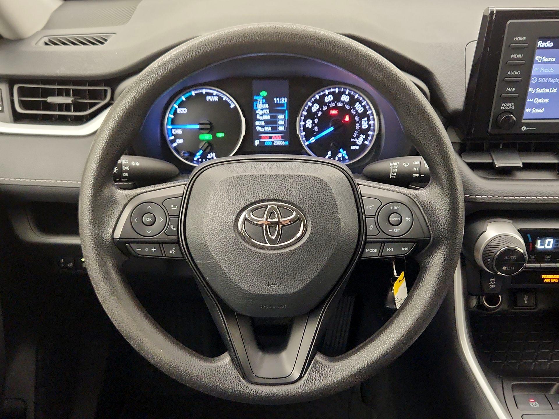 Thumbnail: 2022 Toyota RAV4 - 10