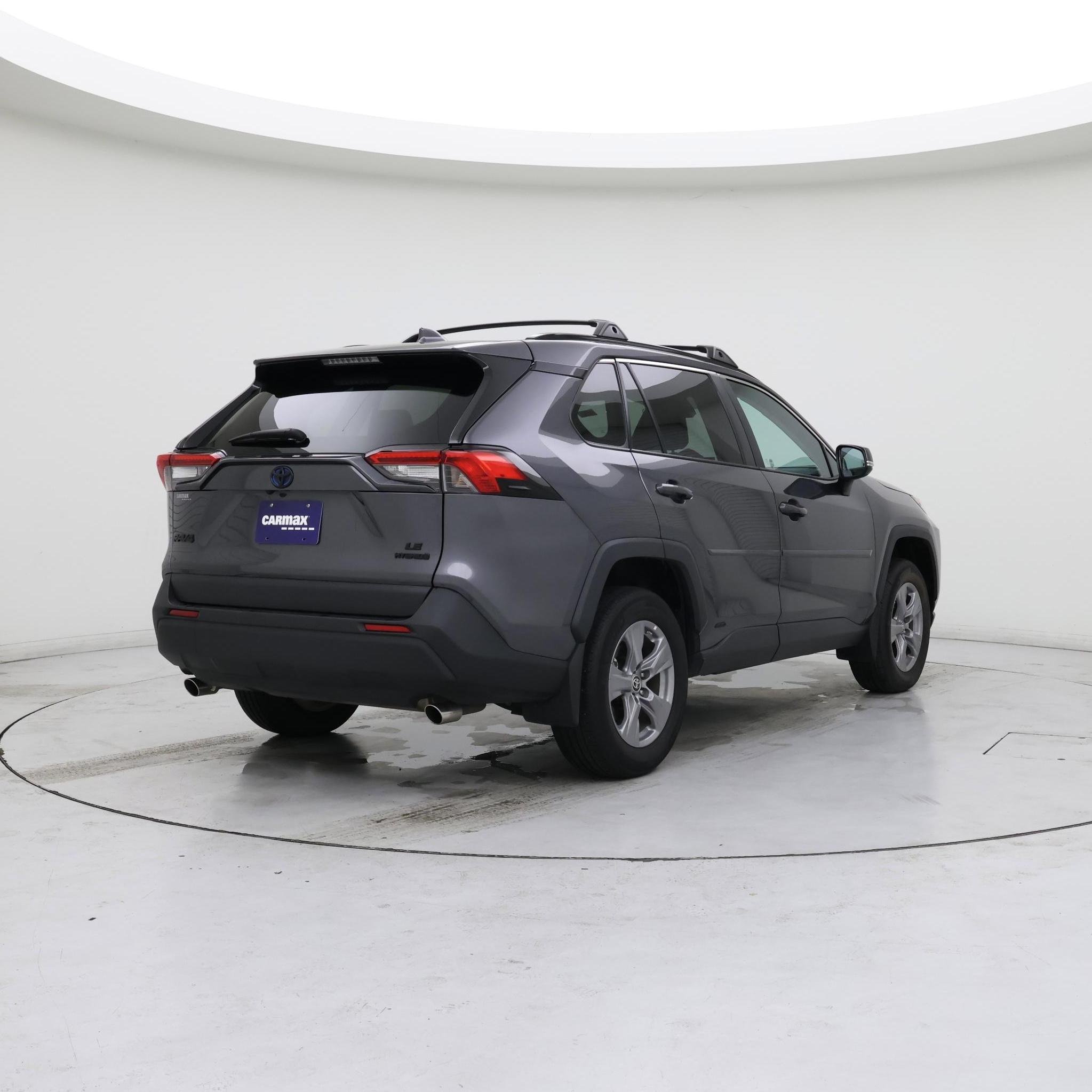 Thumbnail: 2022 Toyota RAV4 - 8