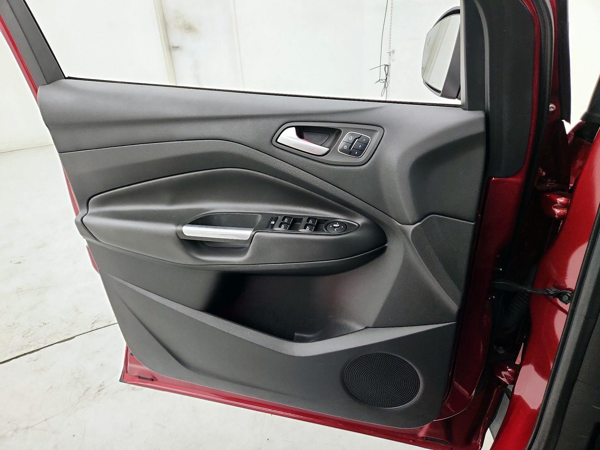 Thumbnail: 2014 Ford Escape - 12