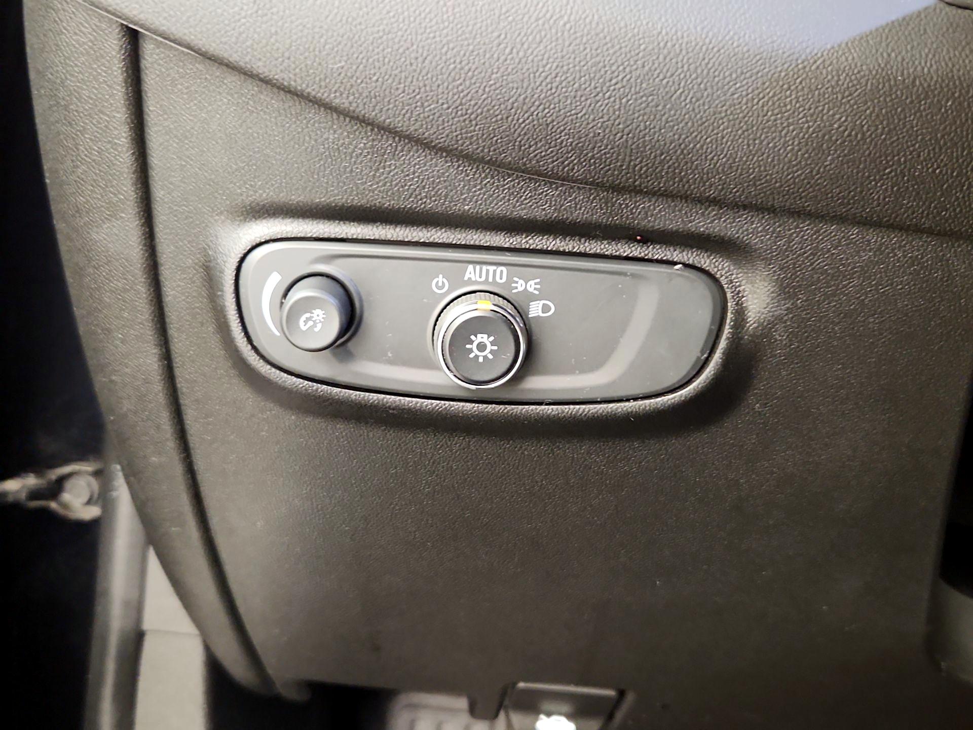Thumbnail: 2020 Chevrolet Equinox - 13