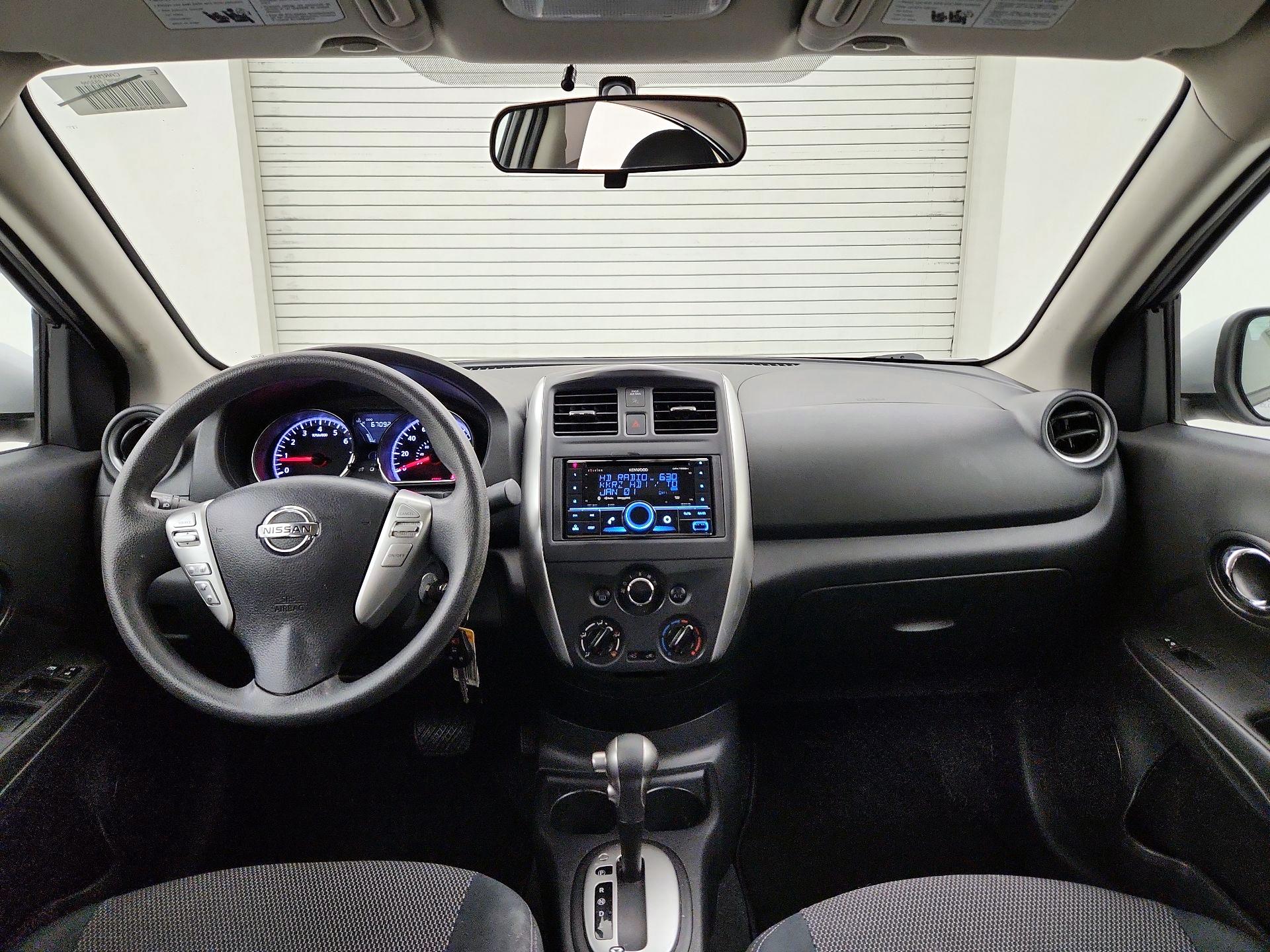 Thumbnail: 2015 Nissan Versa - 9