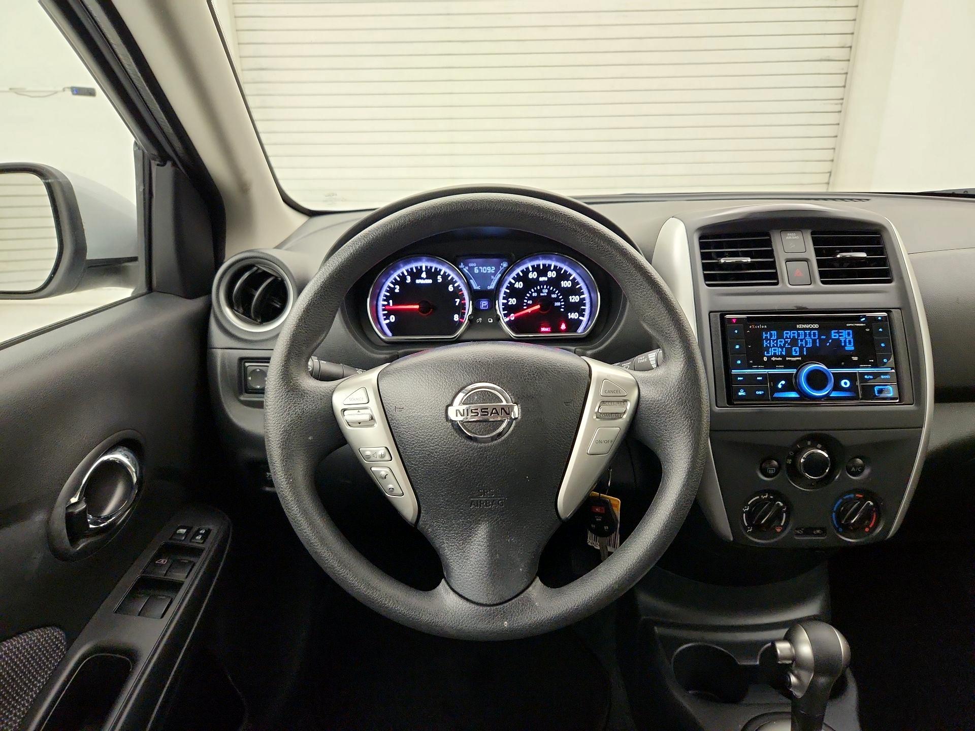 Thumbnail: 2015 Nissan Versa - 10