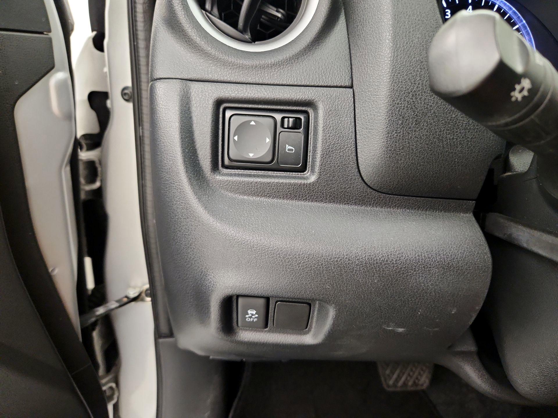 Thumbnail: 2015 Nissan Versa - 13
