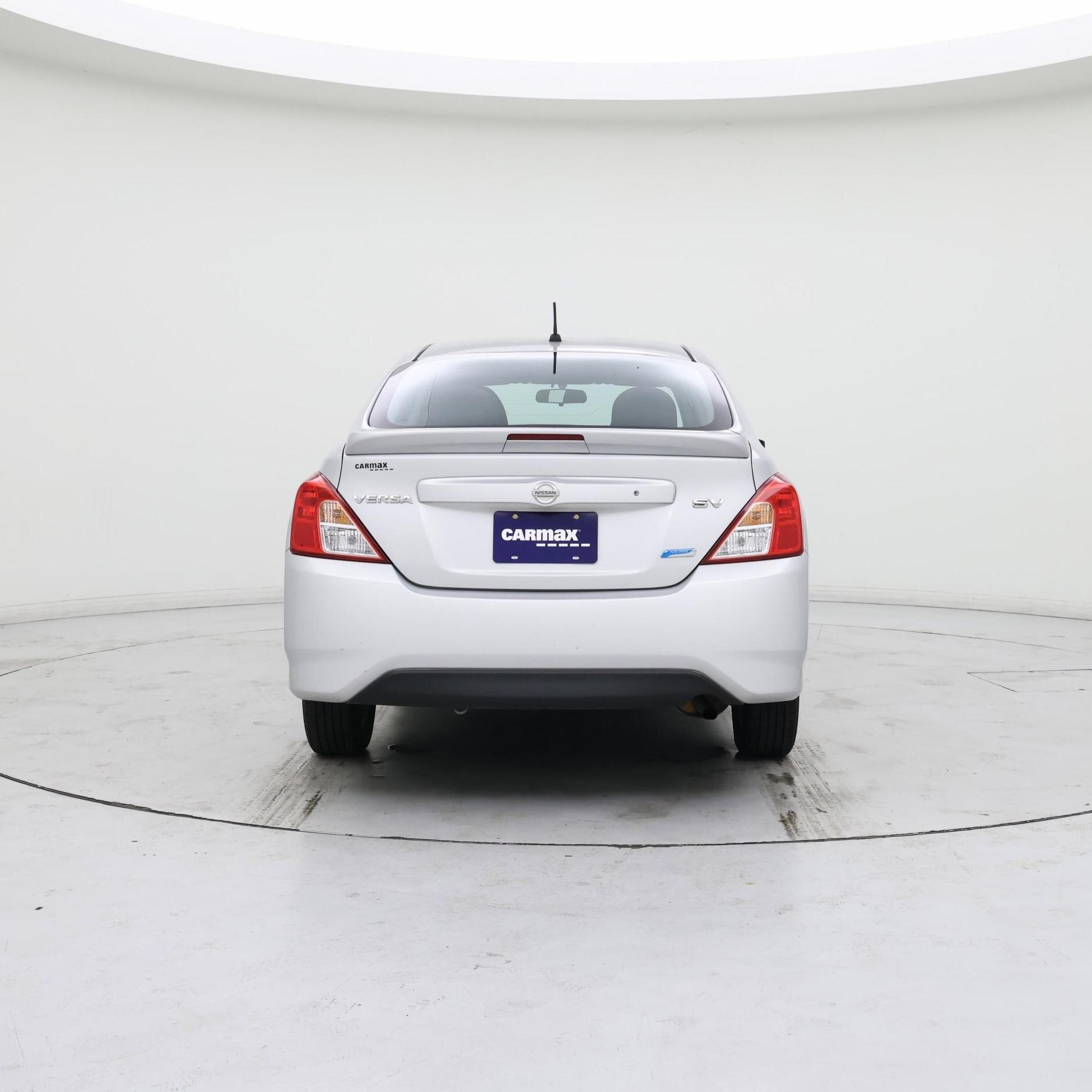 Thumbnail: 2015 Nissan Versa - 6