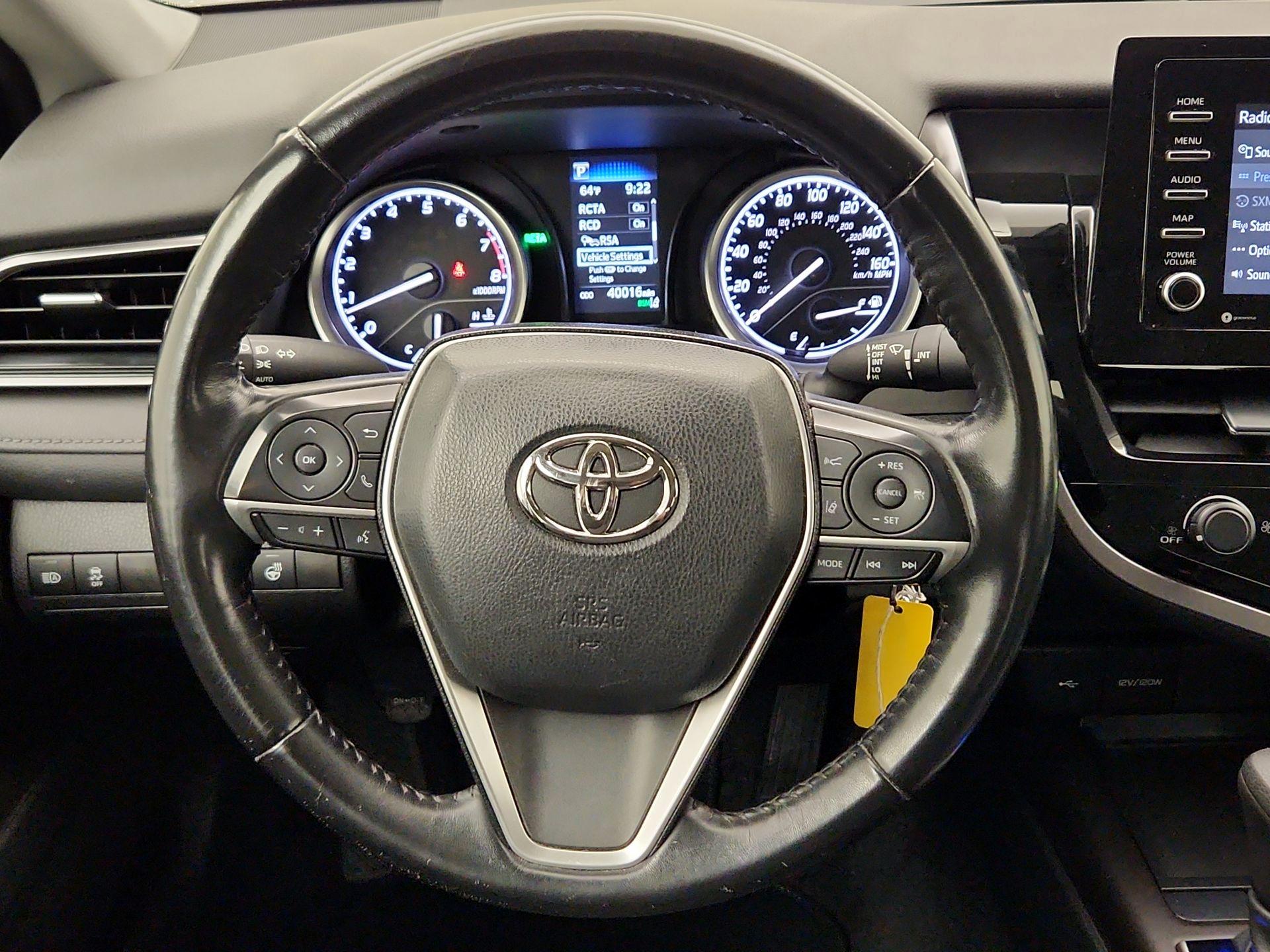 Thumbnail: 2021 Toyota Camry - 10