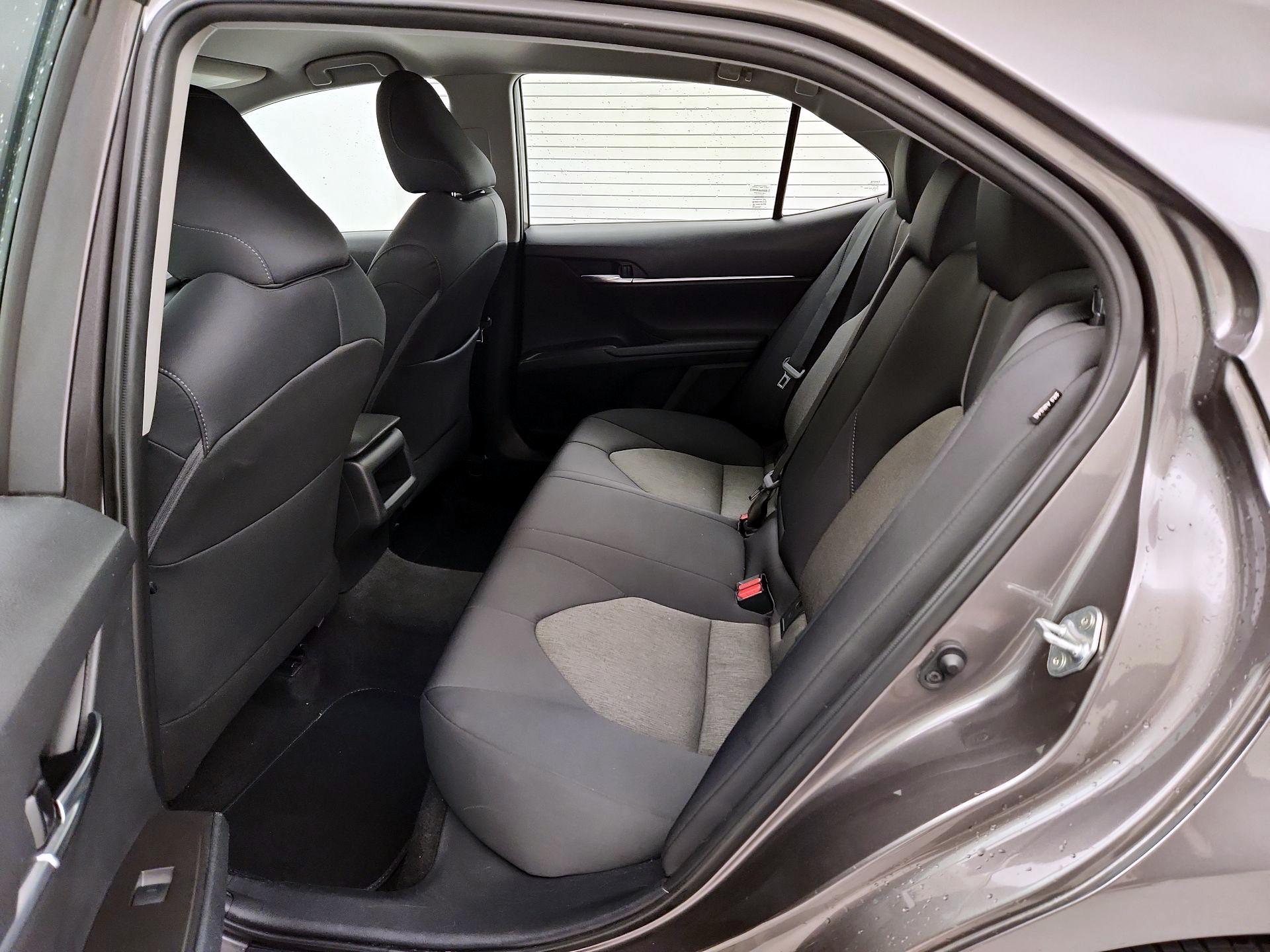 Thumbnail: 2021 Toyota Camry - 19