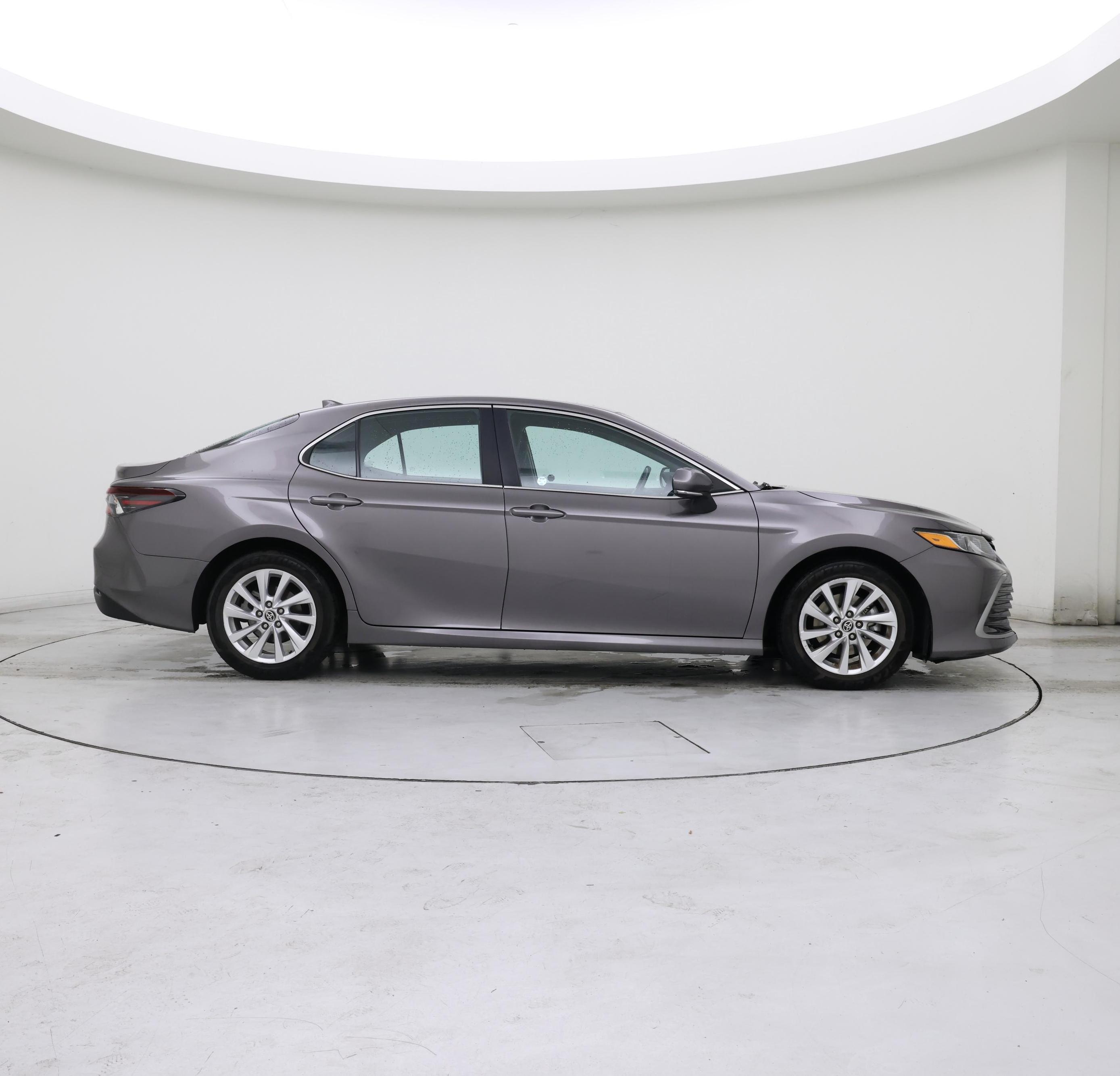 Thumbnail: 2021 Toyota Camry - 7