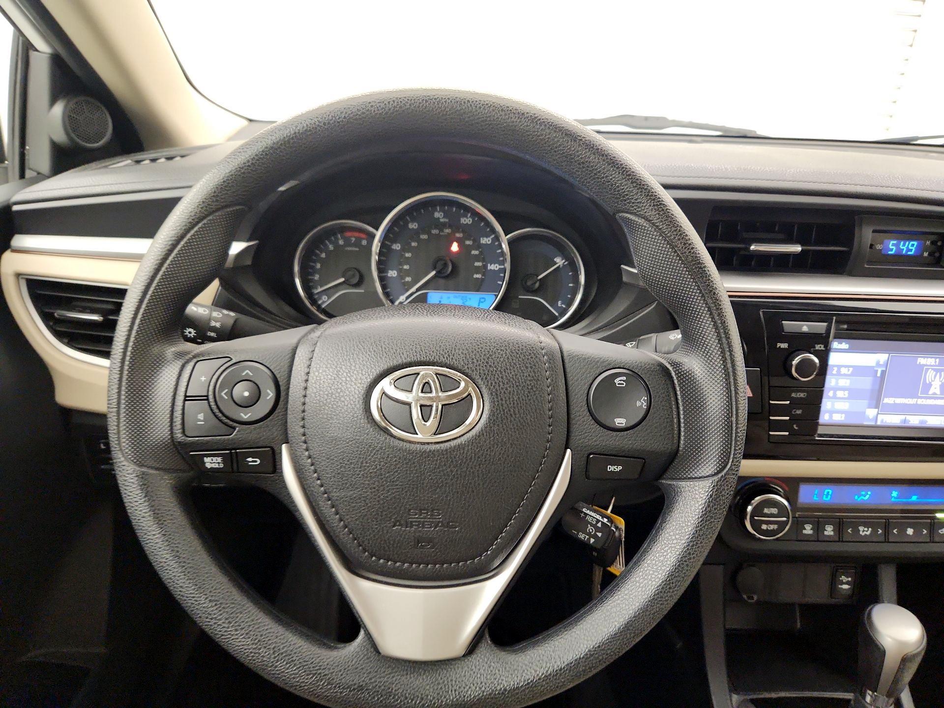 Thumbnail: 2016 Toyota Corolla - 10