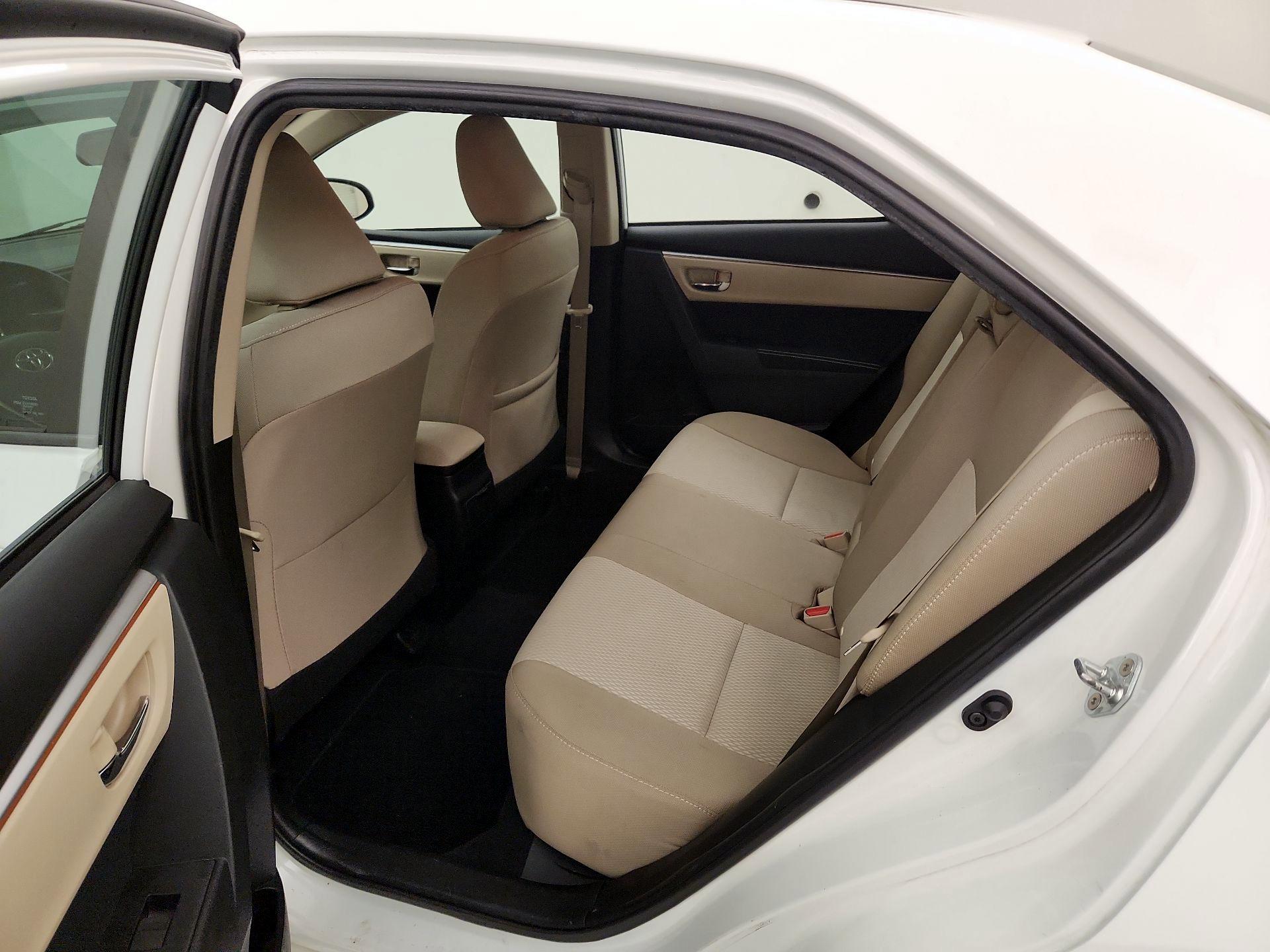 Thumbnail: 2016 Toyota Corolla - 19