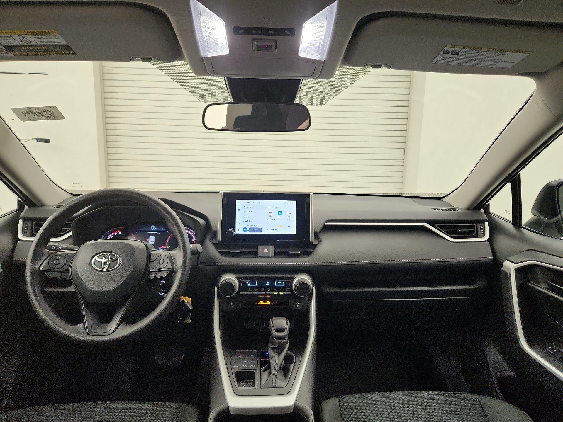 Thumbnail: 2024 Toyota RAV4 - 9