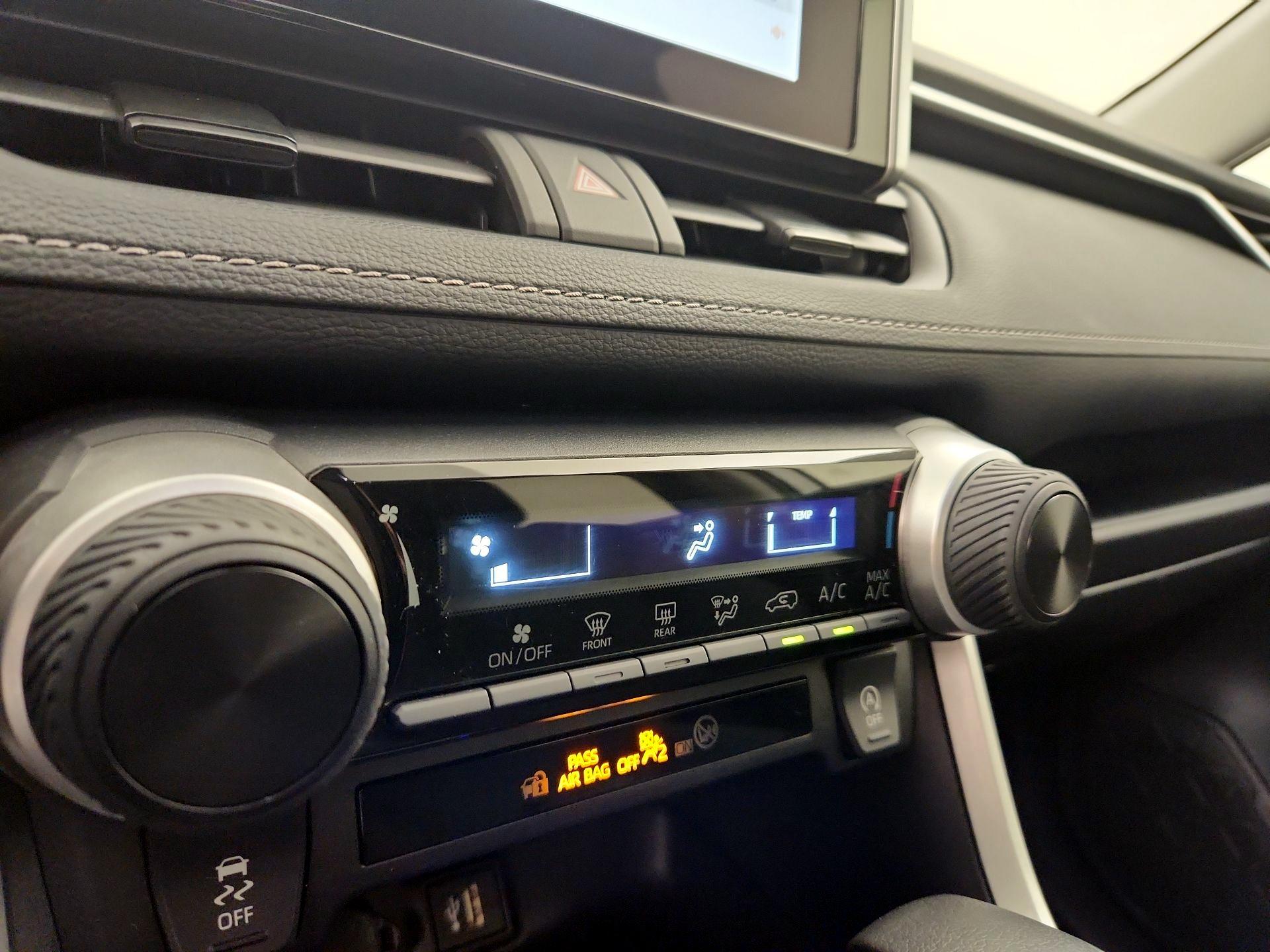 Thumbnail: 2024 Toyota RAV4 - 16