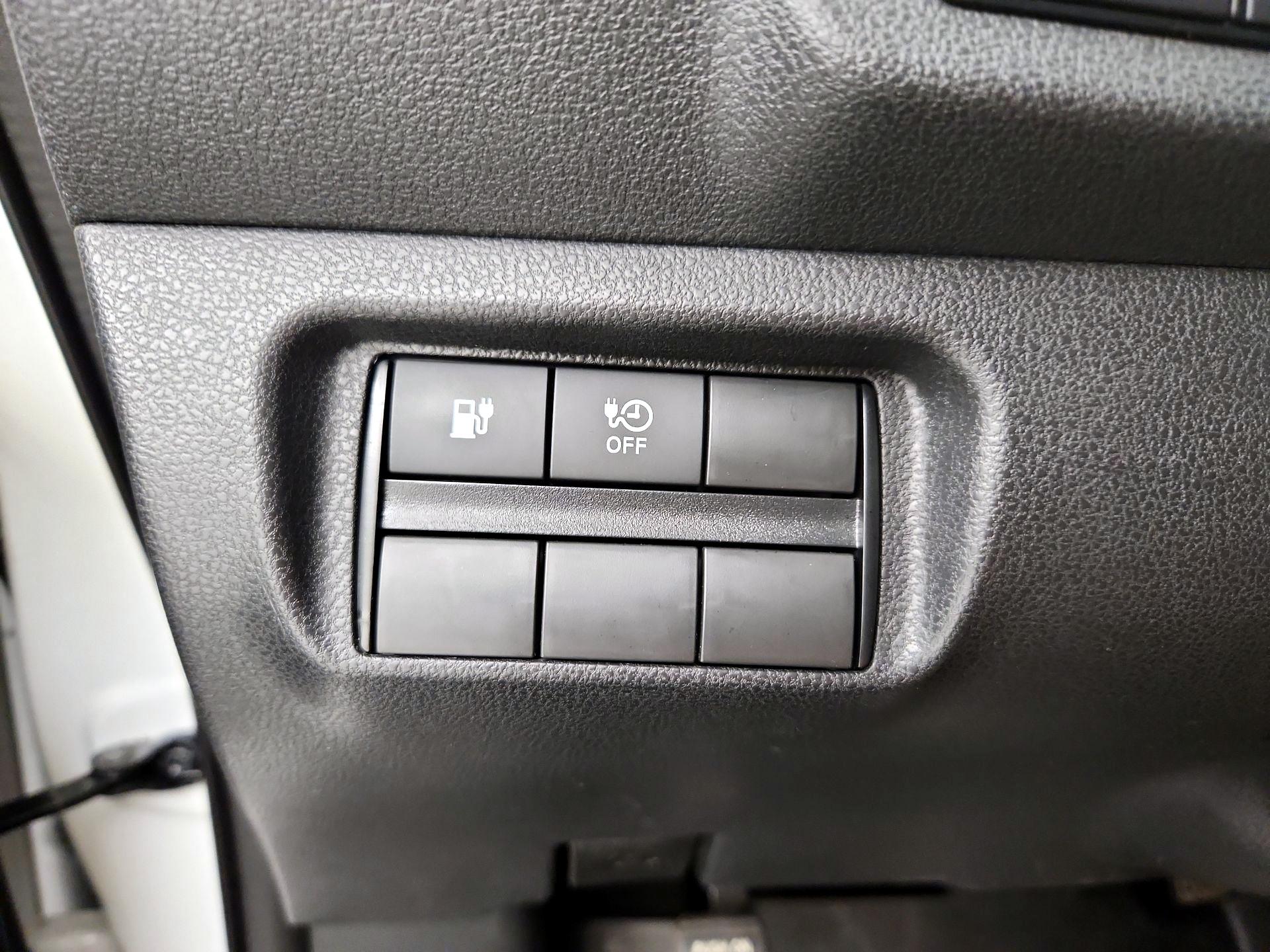 Thumbnail: 2018 Nissan Leaf - 13