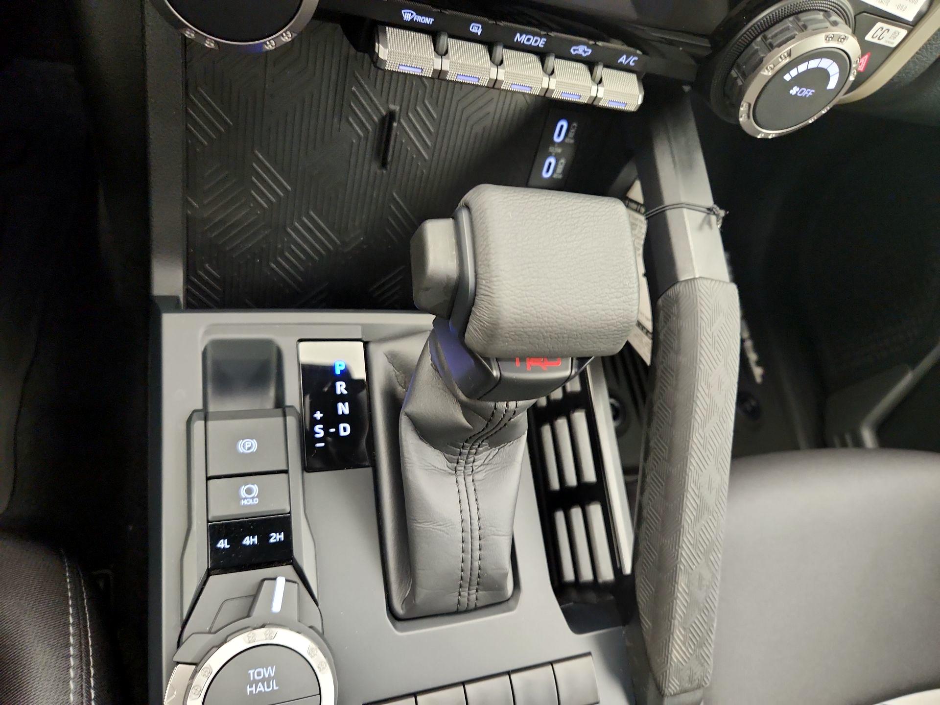 Thumbnail: 2025 Toyota Tacoma - 18