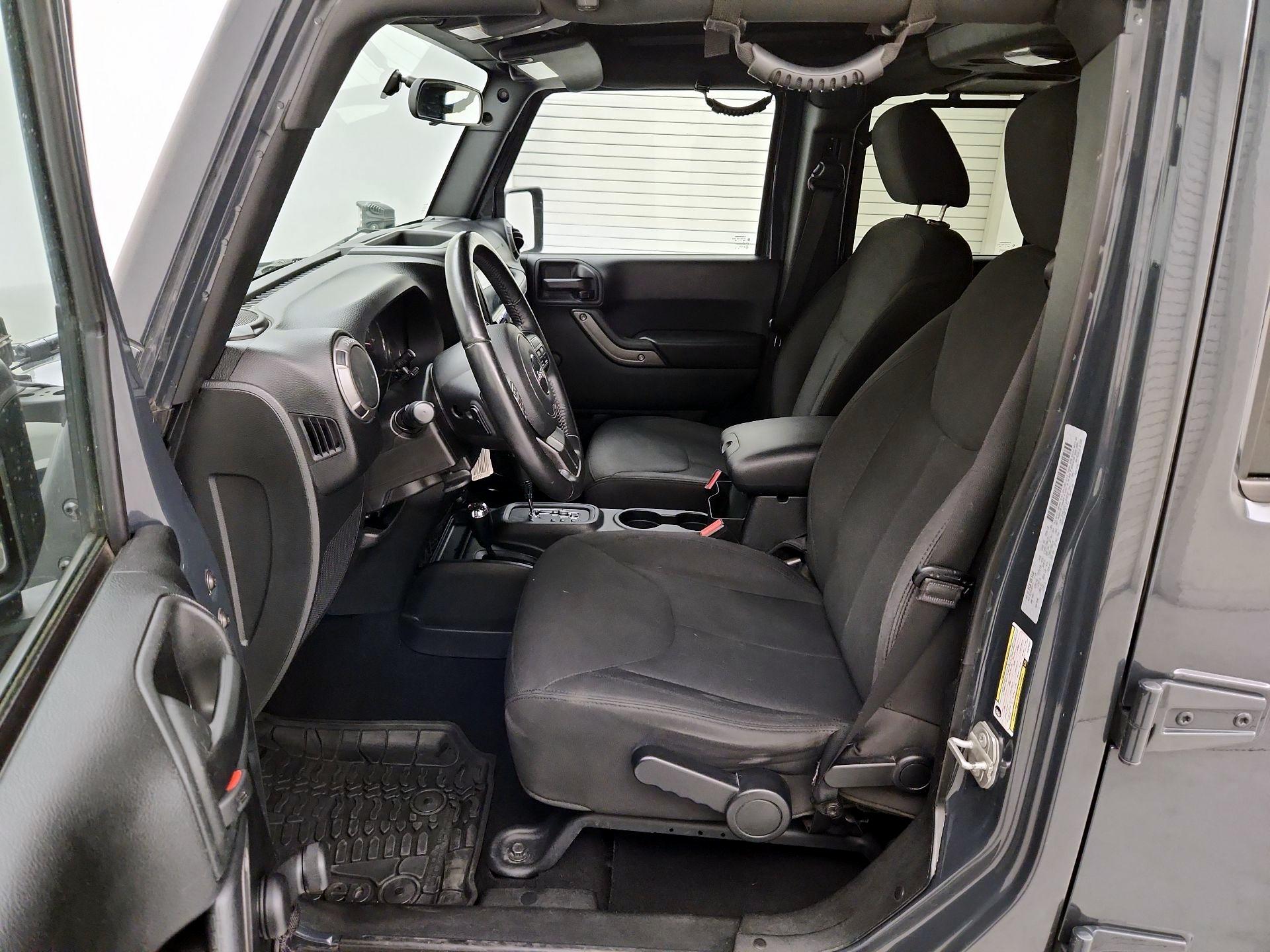 Thumbnail: 2018 Jeep Wrangler - 11