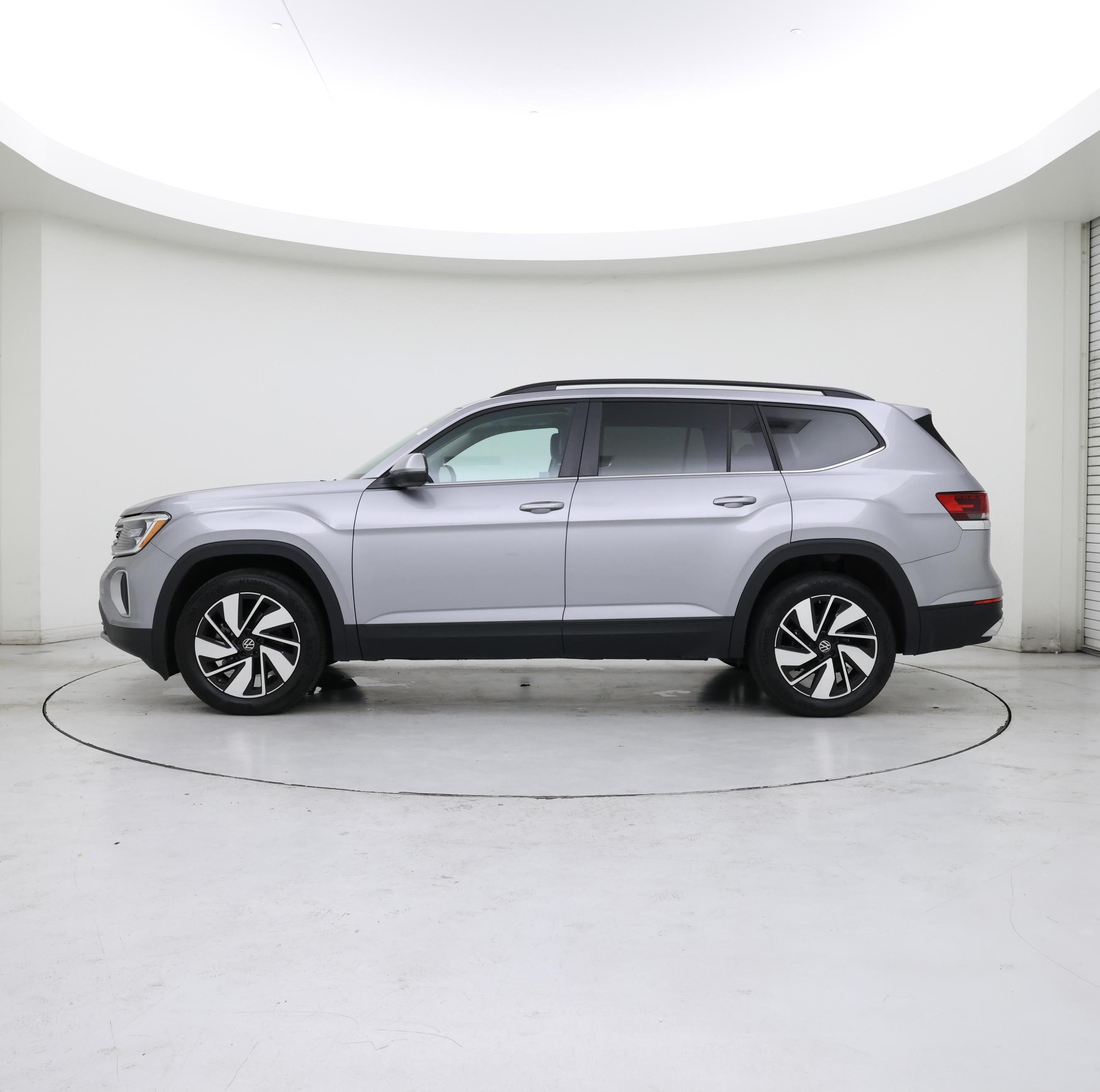 Thumbnail: 2024 Volkswagen Atlas - 3