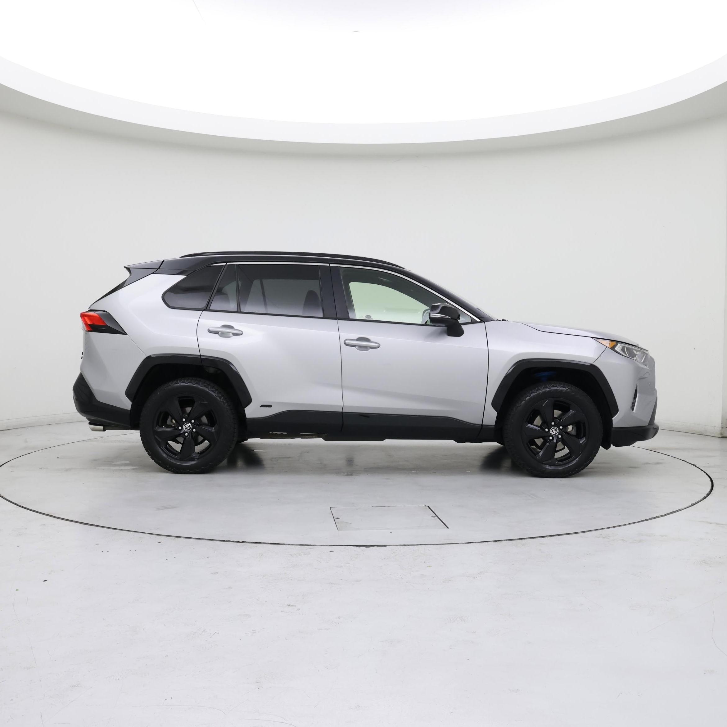 Thumbnail: 2020 Toyota RAV4 - 7