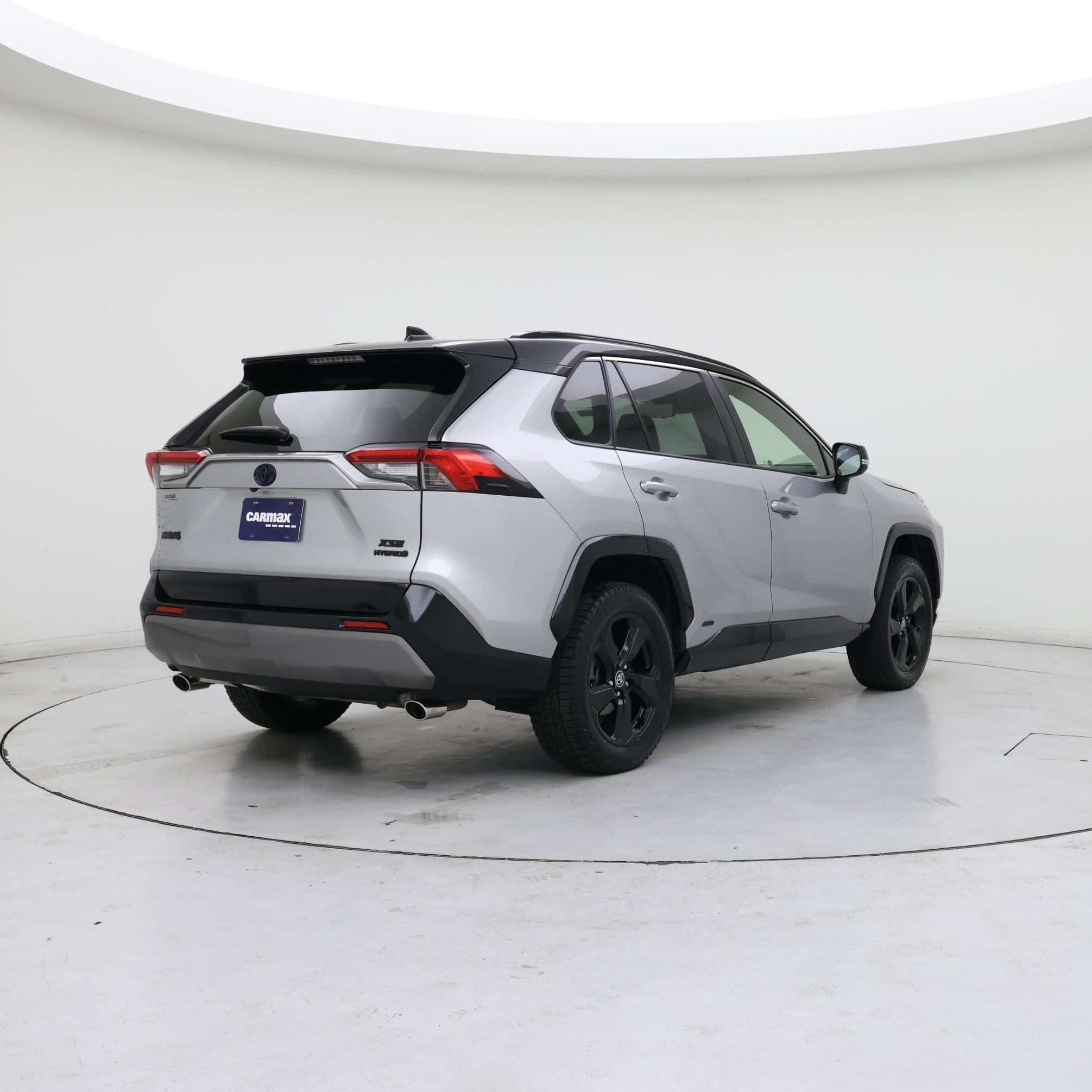 Thumbnail: 2020 Toyota RAV4 - 8