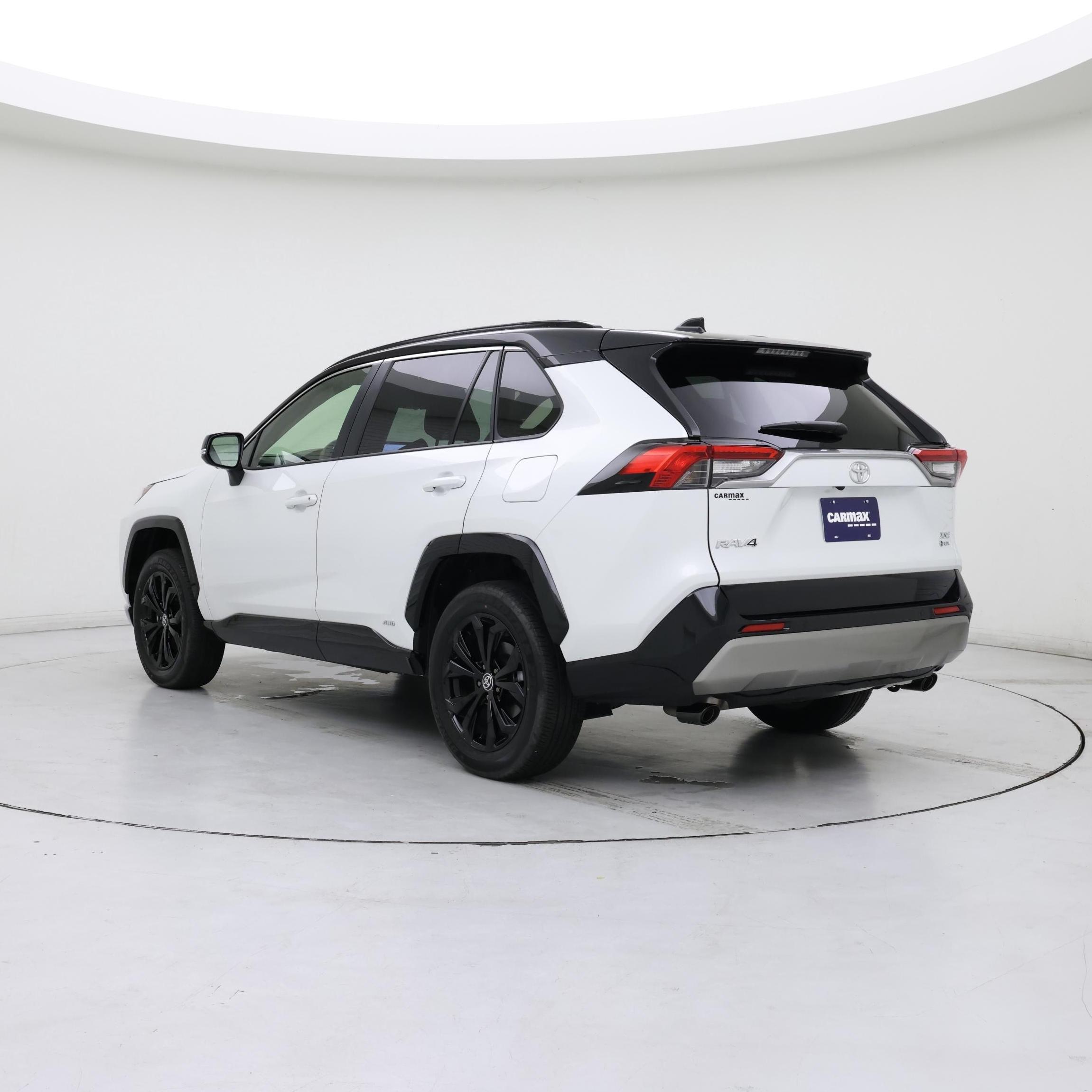 Thumbnail: 2025 Toyota RAV4 - 2