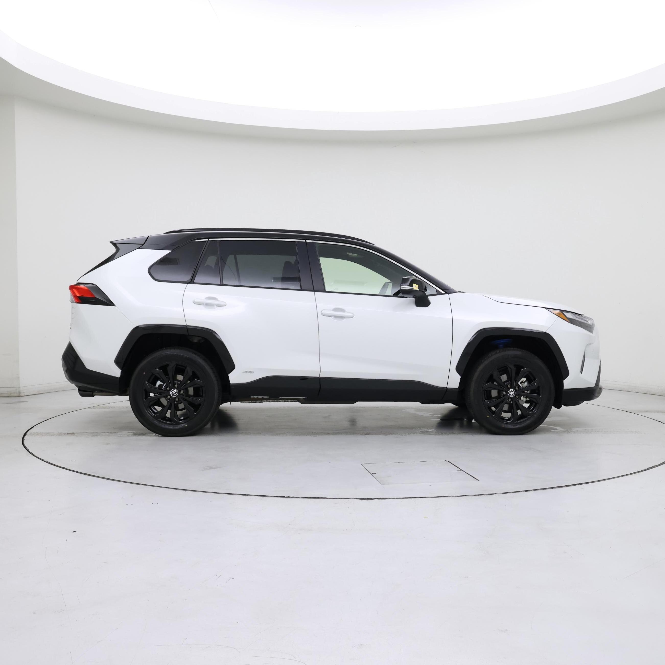 Thumbnail: 2025 Toyota RAV4 - 7