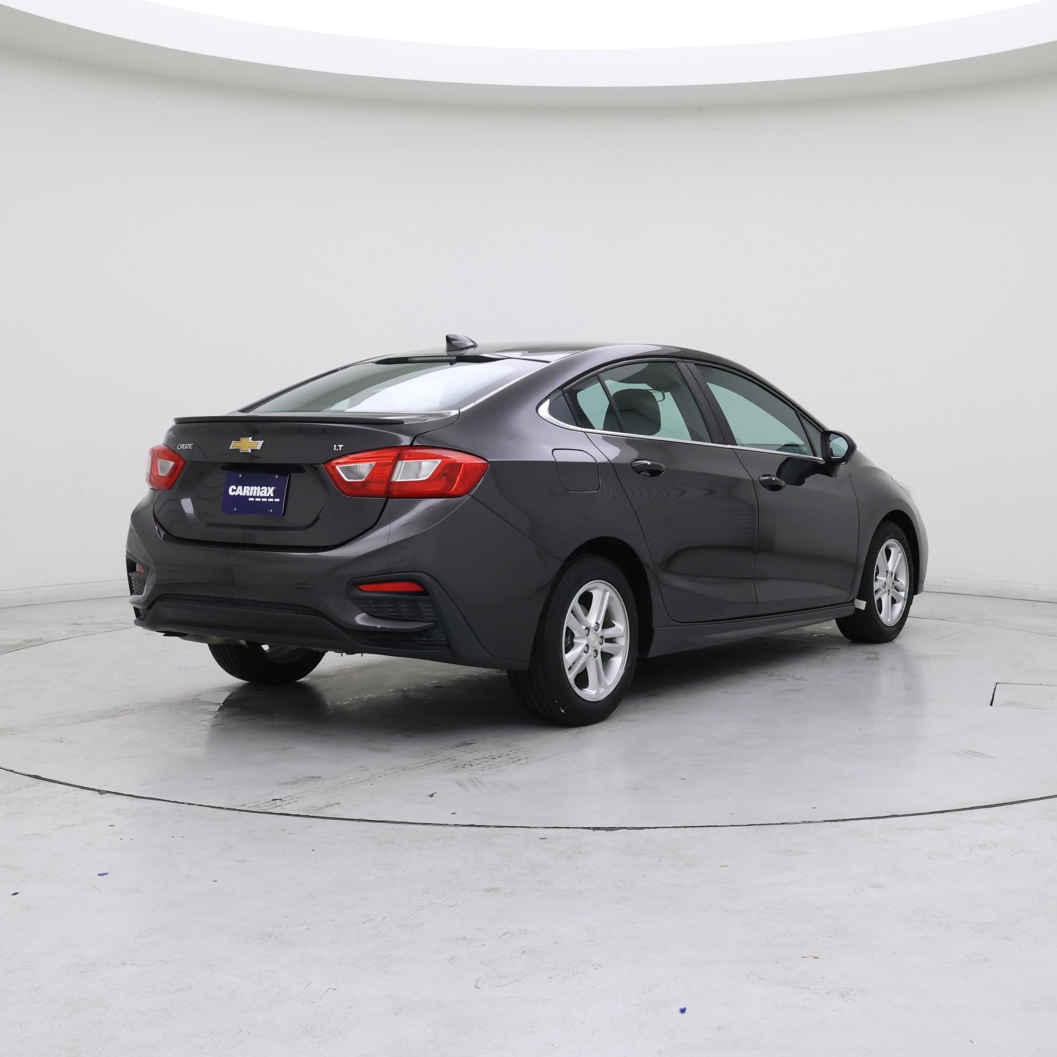 Thumbnail: 2017 Chevrolet Cruze - 8