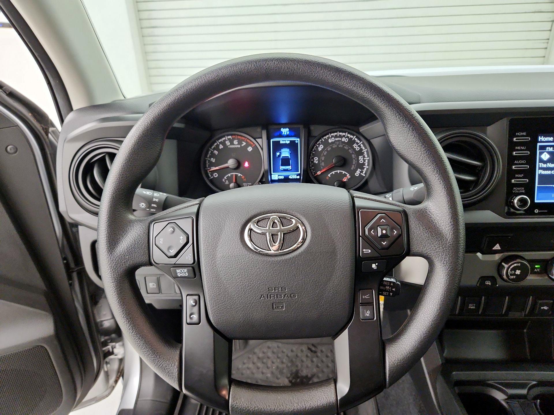 Thumbnail: 2022 Toyota Tacoma - 10