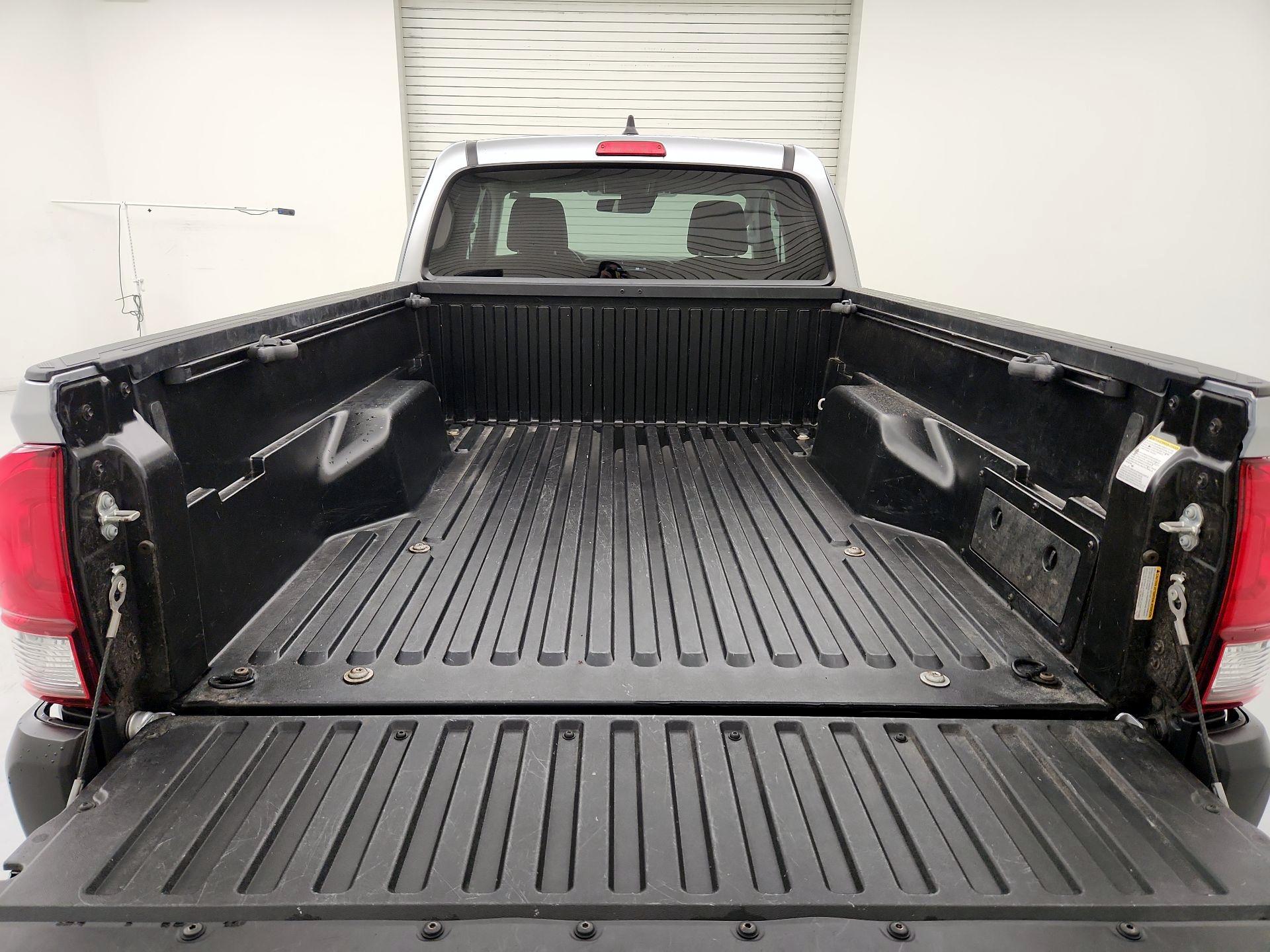 Thumbnail: 2022 Toyota Tacoma - 20