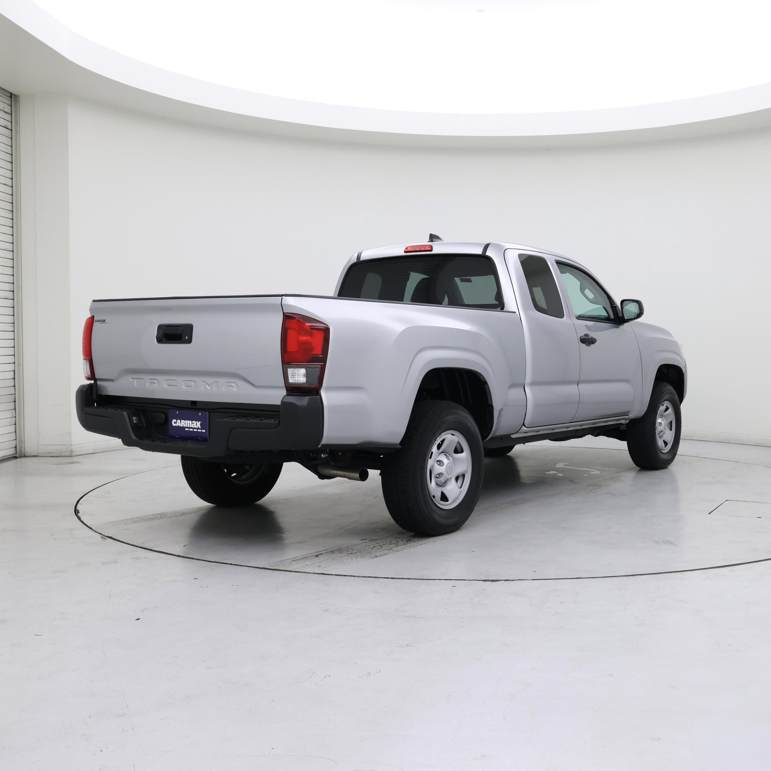 Thumbnail: 2022 Toyota Tacoma - 8