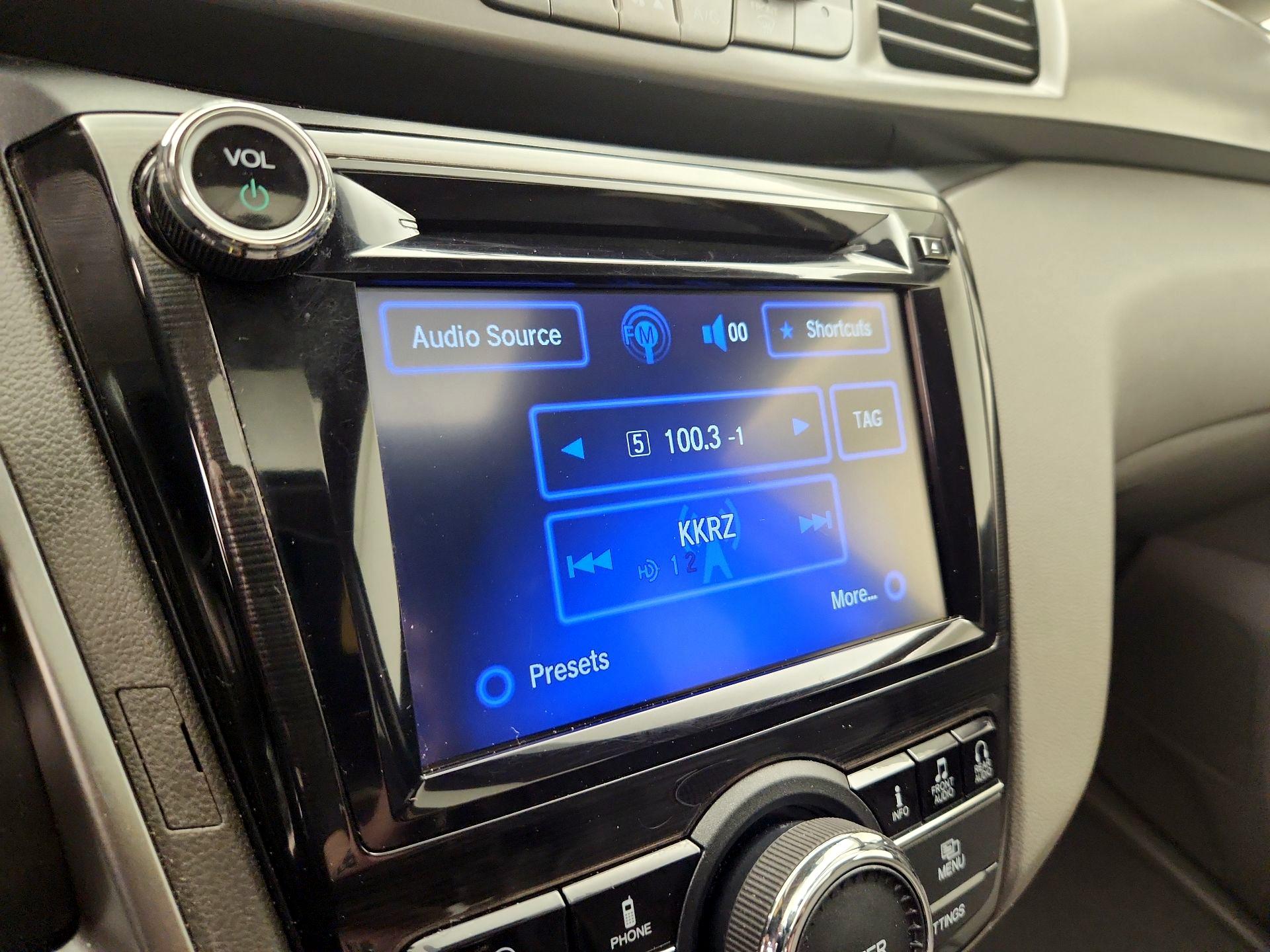 Thumbnail: 2015 Honda Odyssey - 15