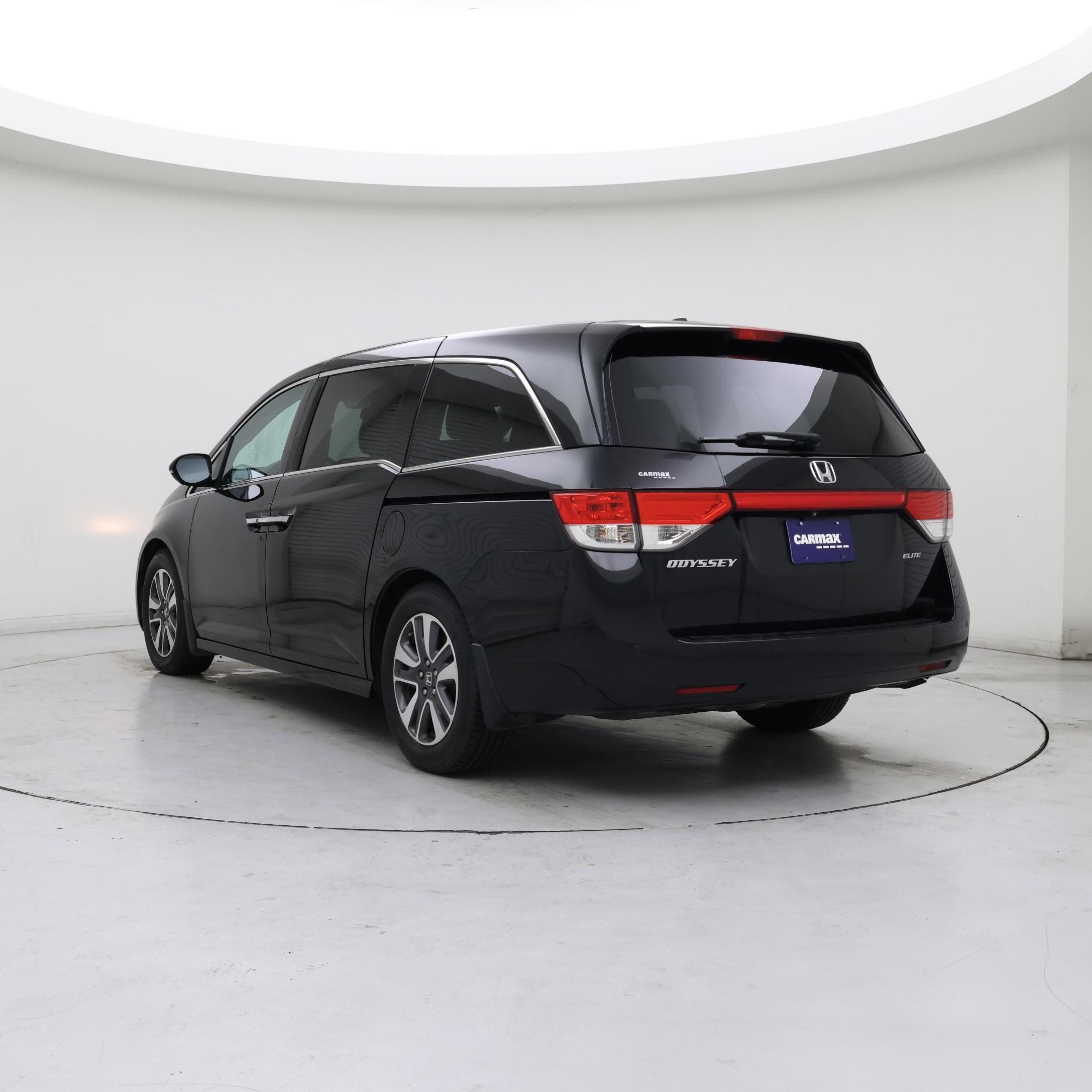 Thumbnail: 2015 Honda Odyssey - 2