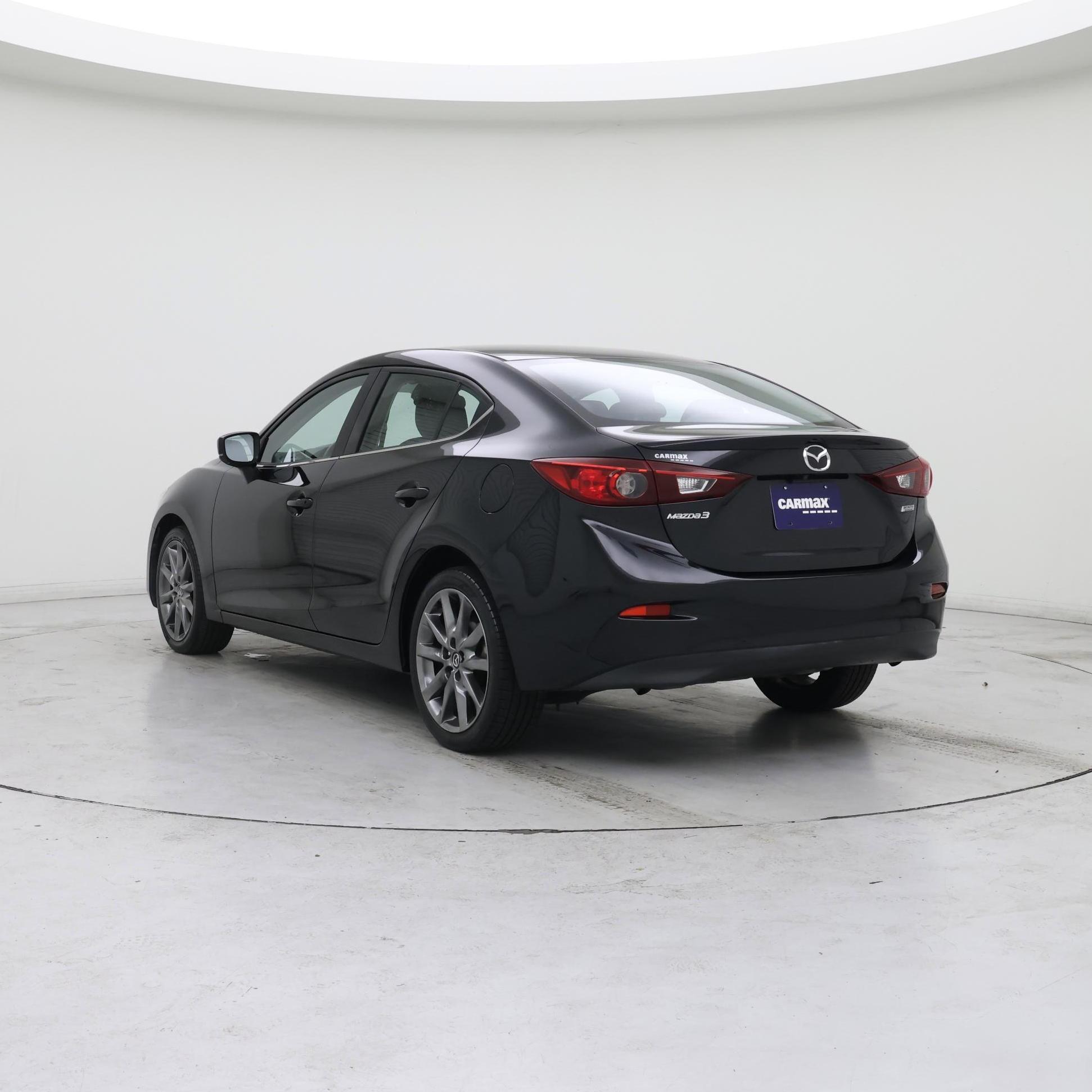 Thumbnail: 2018 Mazda Mazda3 - 2