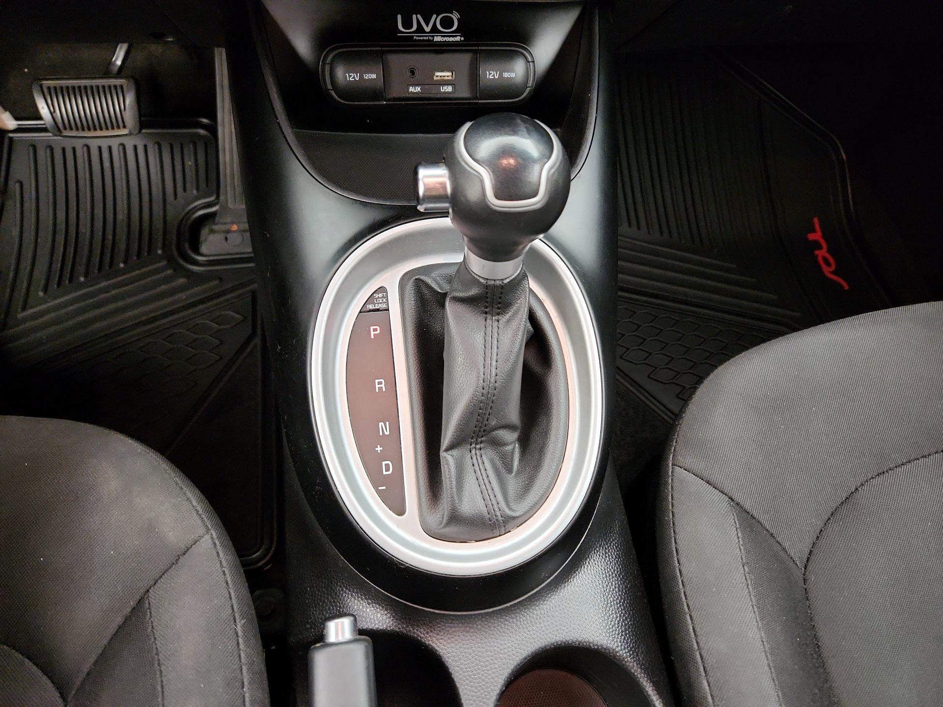 Thumbnail: 2015 Kia Soul - 17