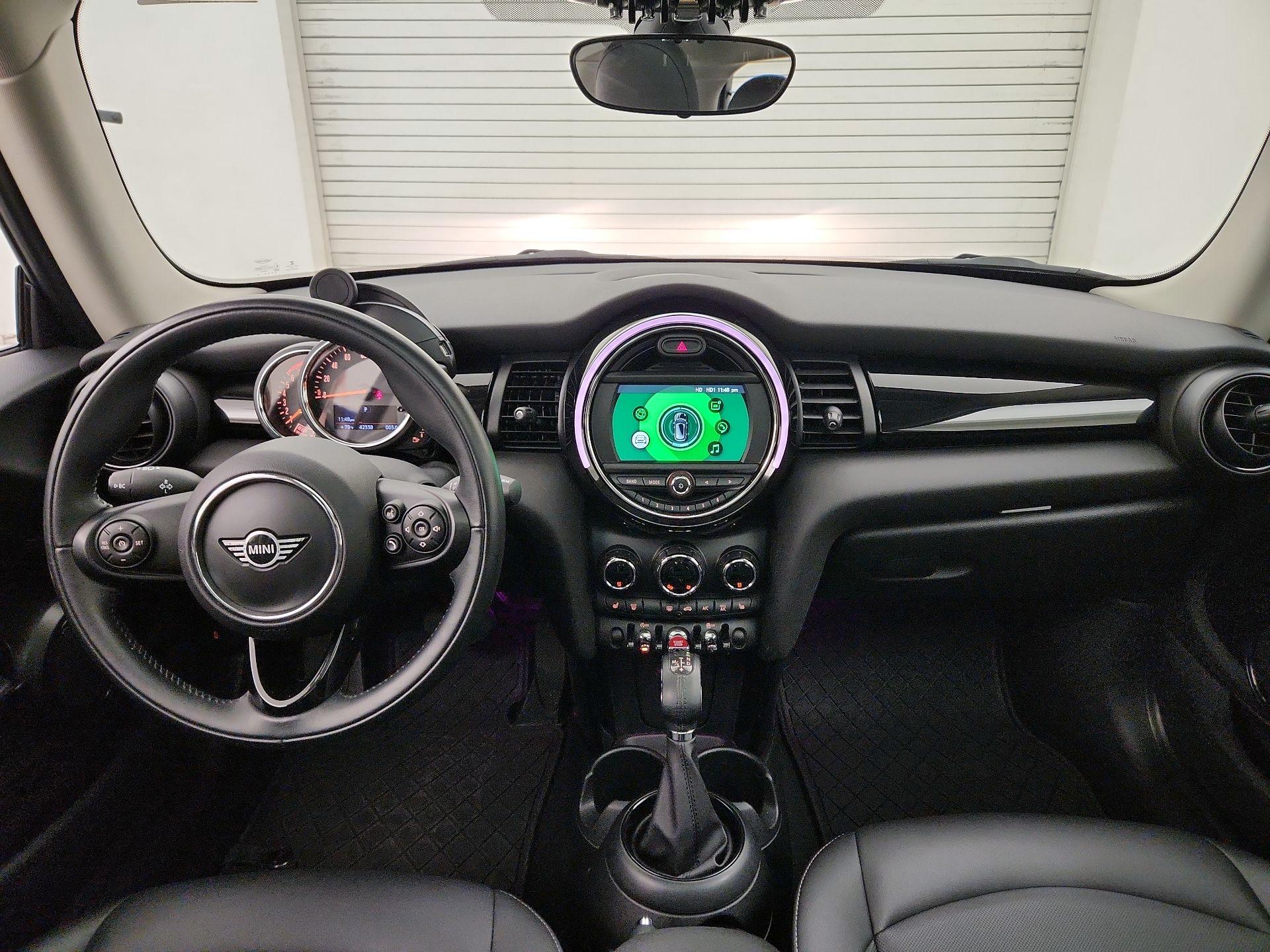 Thumbnail: 2019 MINI Cooper Hardtop - 9