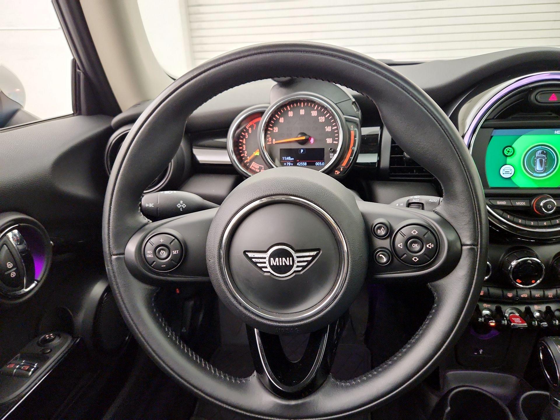 Thumbnail: 2019 MINI Cooper Hardtop - 10