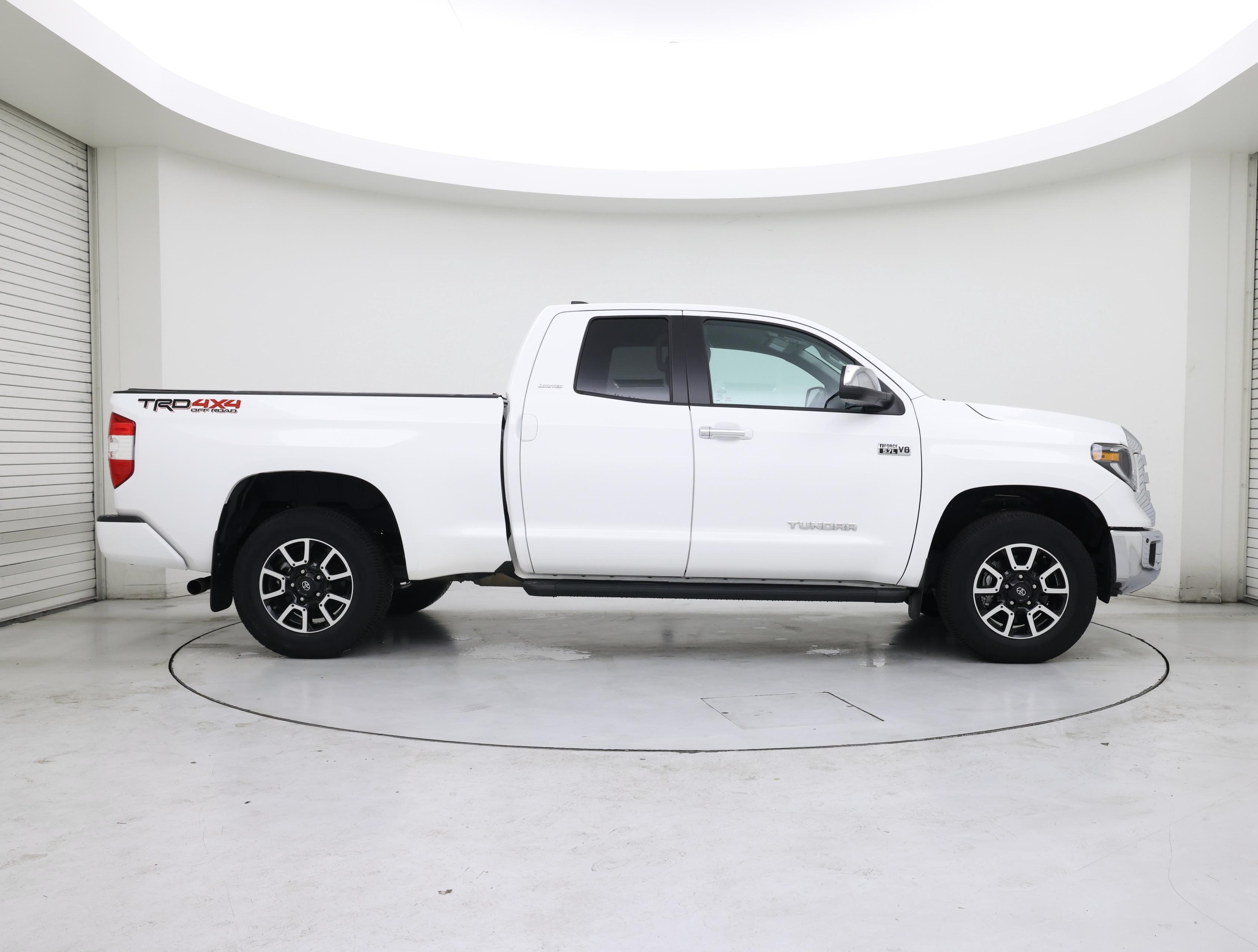 Thumbnail: 2020 Toyota Tundra - 7