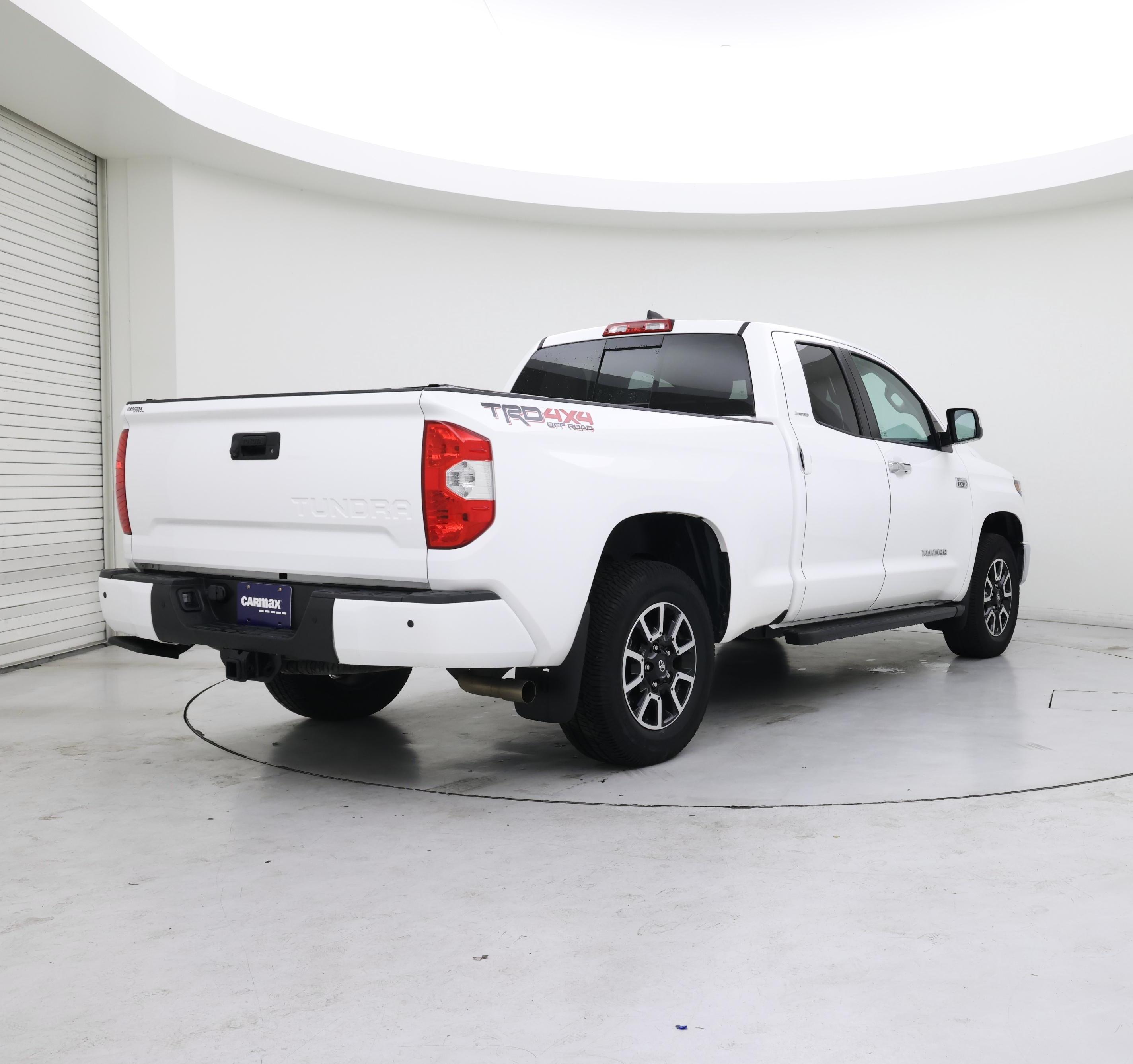 Thumbnail: 2020 Toyota Tundra - 8